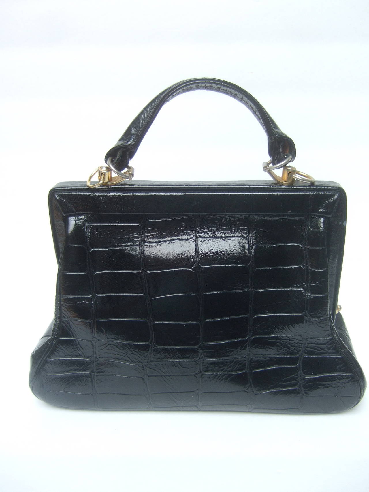 Roberta di Camerino Sleek Embossed Black Leather Handbag Made in Italy c 1960 2