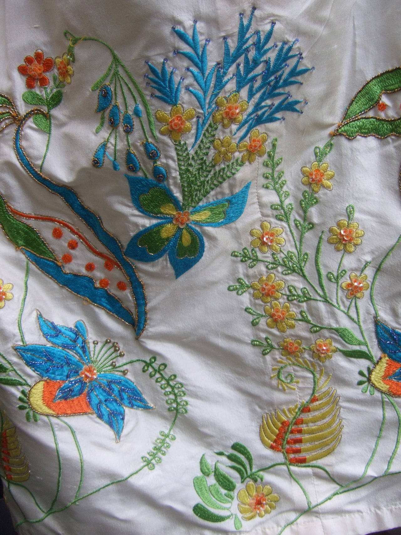 Exotic Oyster Silk Embroidered Gown from India for Bonwit Teller c 1970 In Good Condition For Sale In University City, MO
