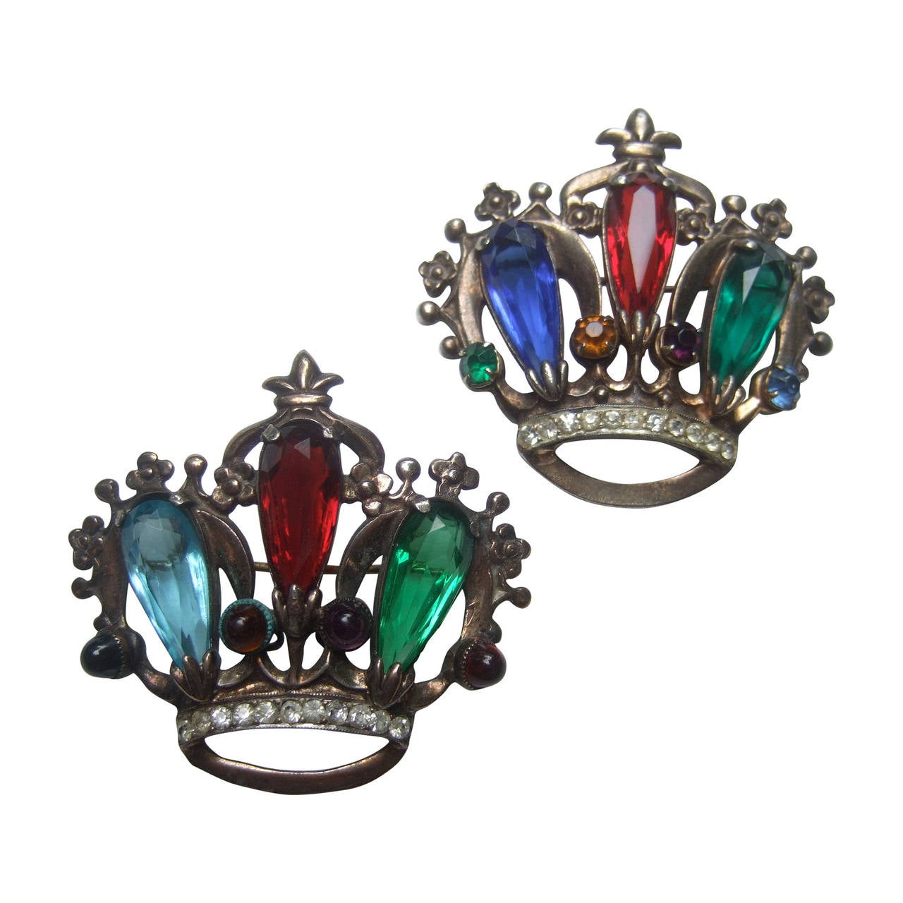 Sterling Crystal Pair of Crown Brooches c 1950 For Sale