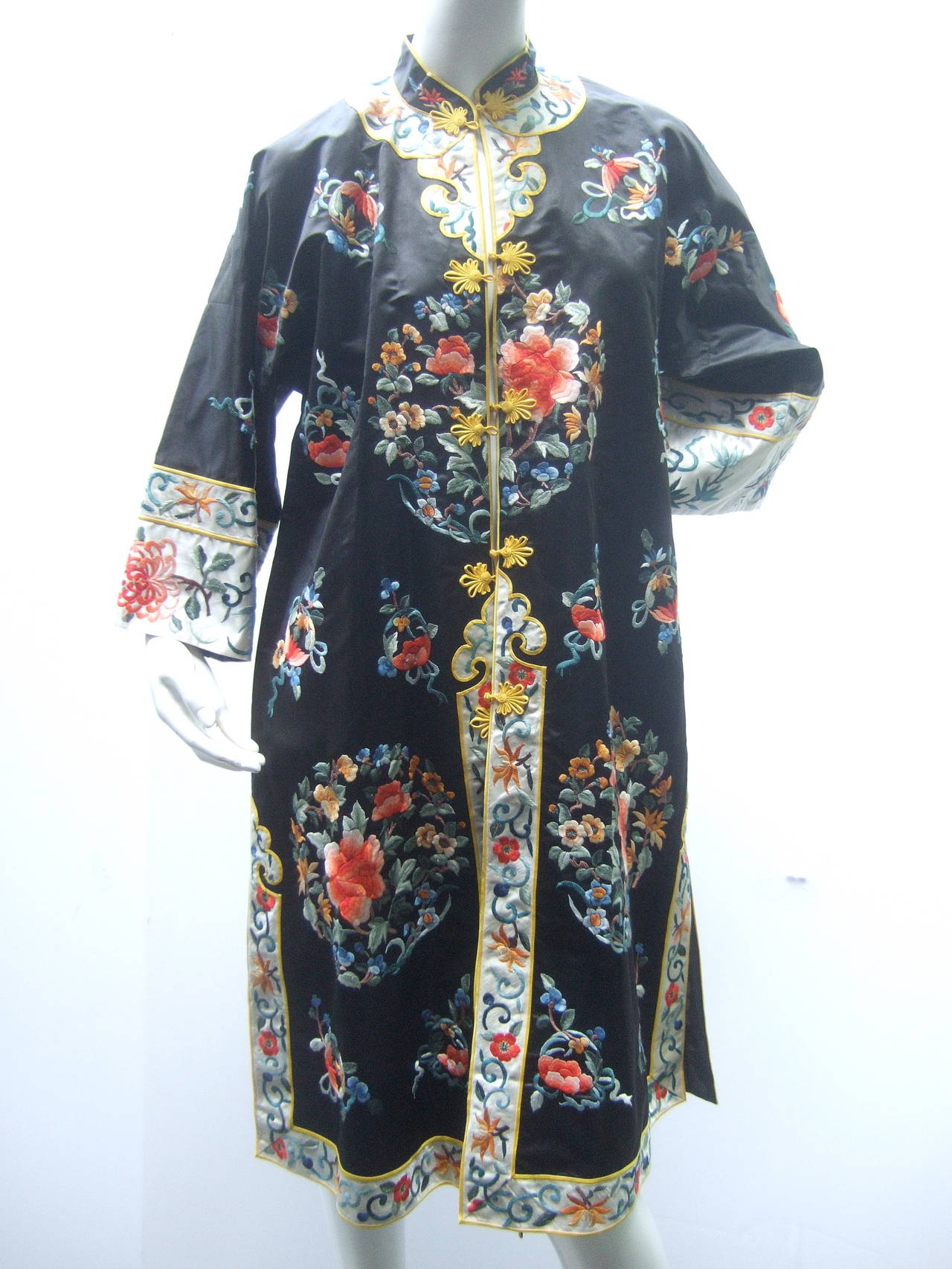 Exotic Chinoiserie Embroidered Satin Duster Coat 1980s 1