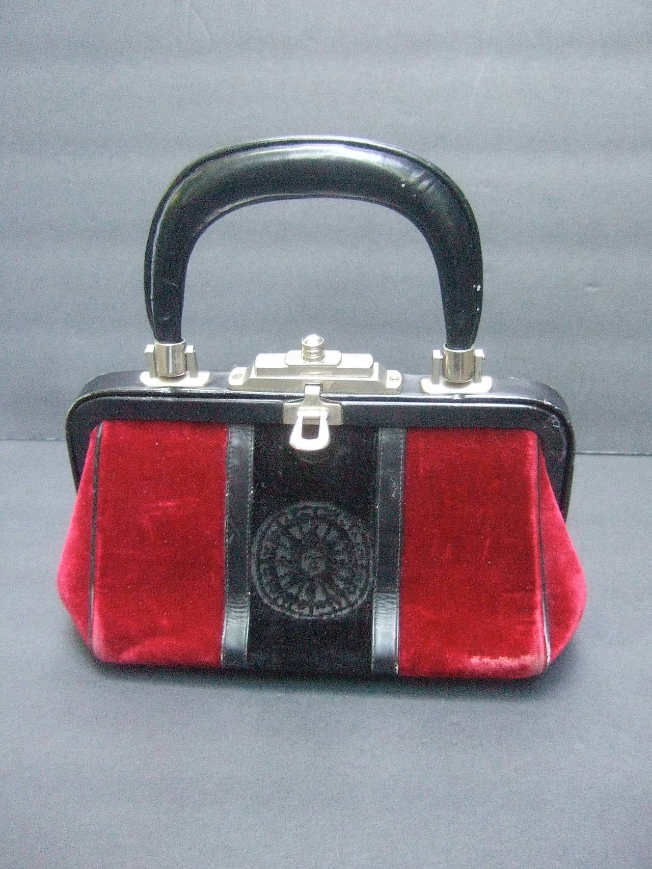 Brown Roberta di Camerino Burgundy Red & Black Velvet Leather Handbag c 1970