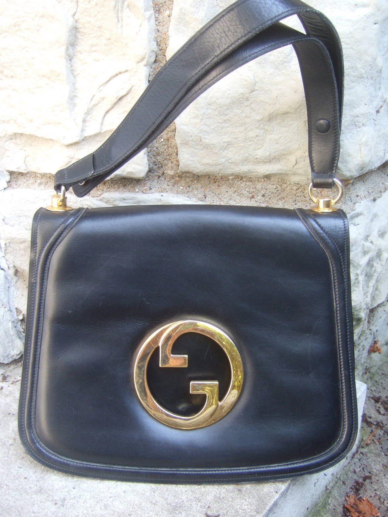 Gucci Sleek Ebony Leather Blondie Handbag  c 1970 In Excellent Condition In University City, MO