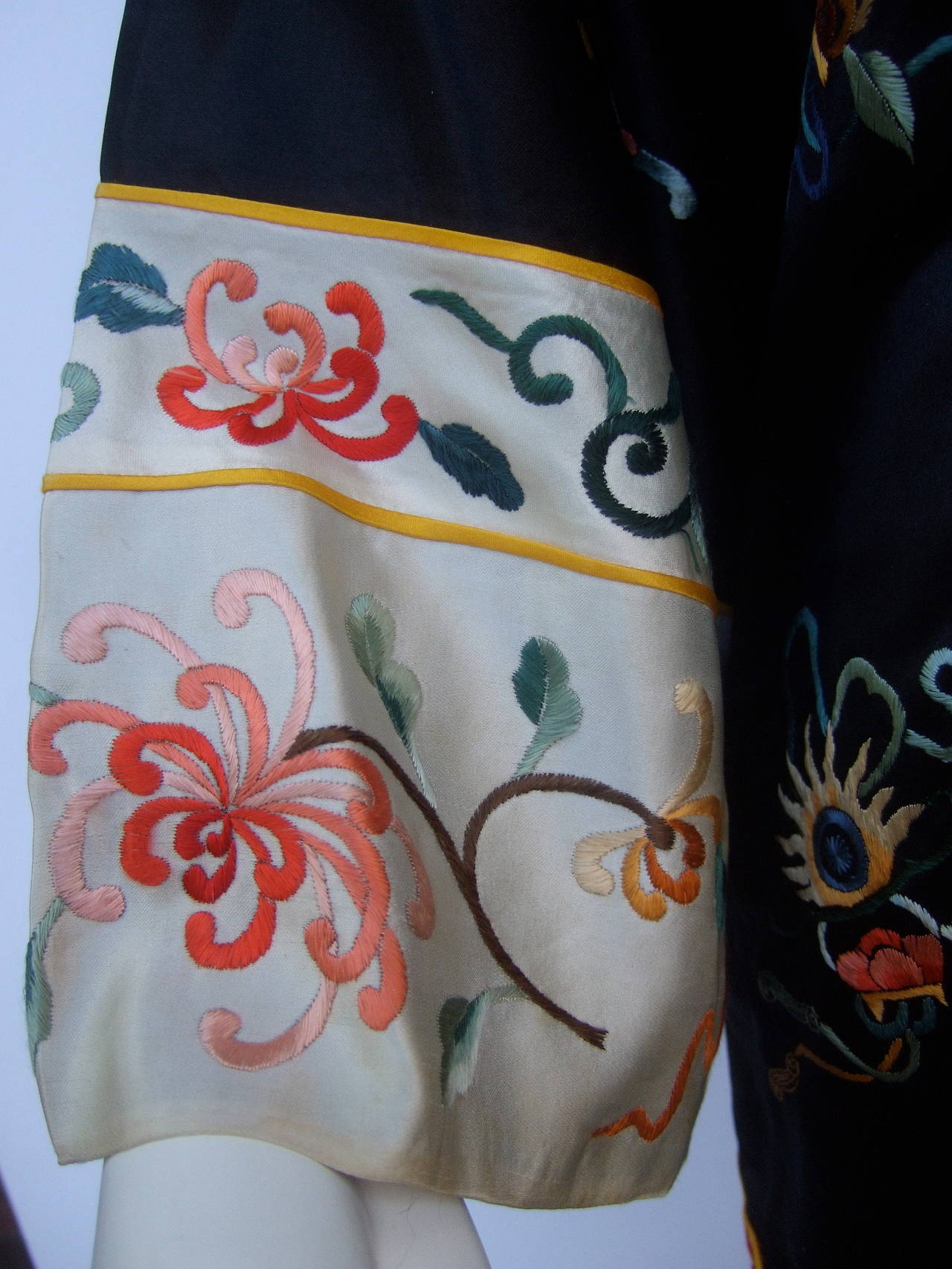 Exotic Chinoiserie Embroidered Satin Duster Coat 1980s 2