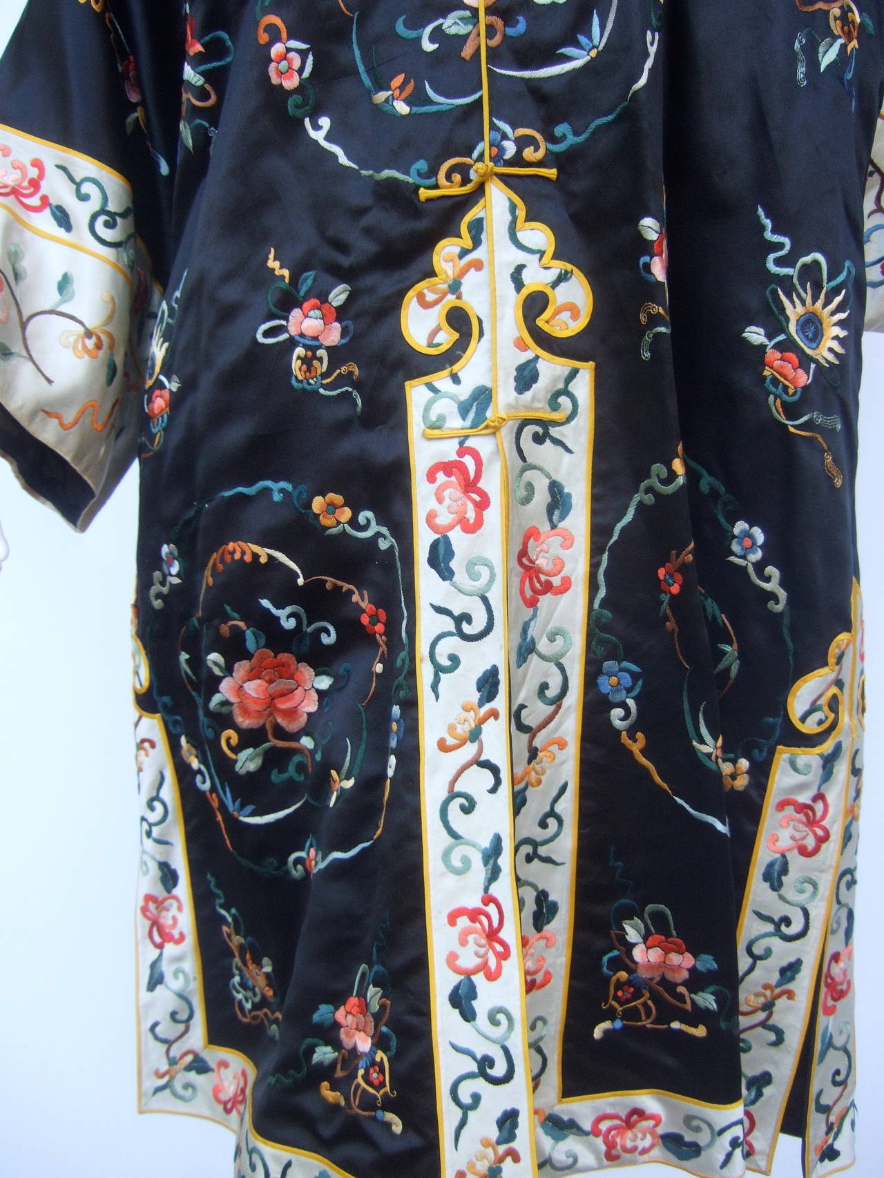 Exotic Chinoiserie Embroidered Satin Duster Coat 1980s 5
