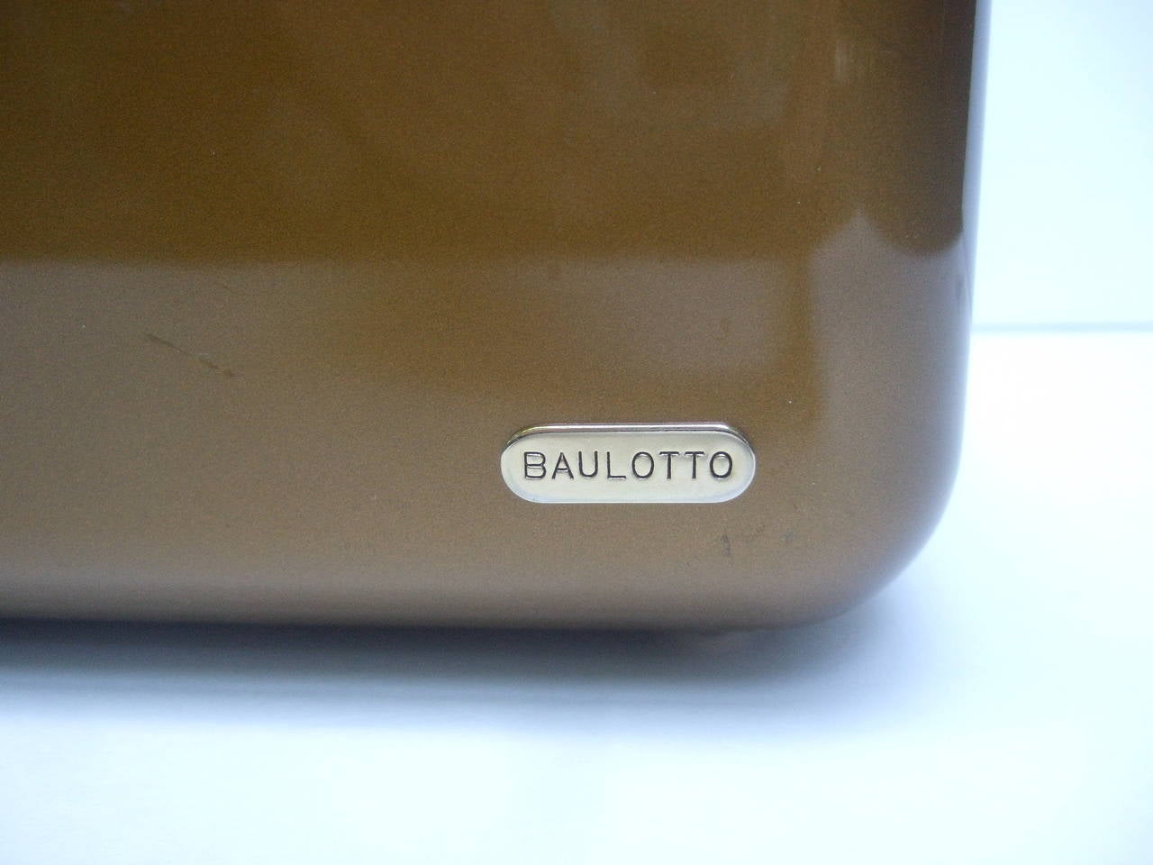 Sleek 1970s Italian Bronze Lucite Handbag Designed by Baulotto 5