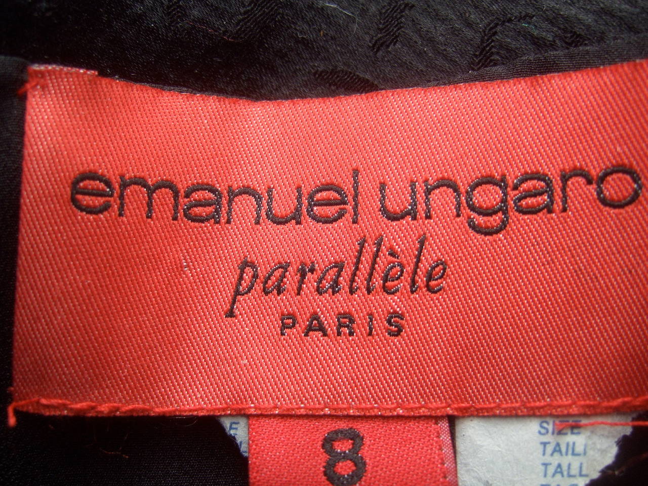 Emanuel Ungaro Parallele Paris Pfirsichfarbene Satinjacke US Größe 8 im Angebot 4