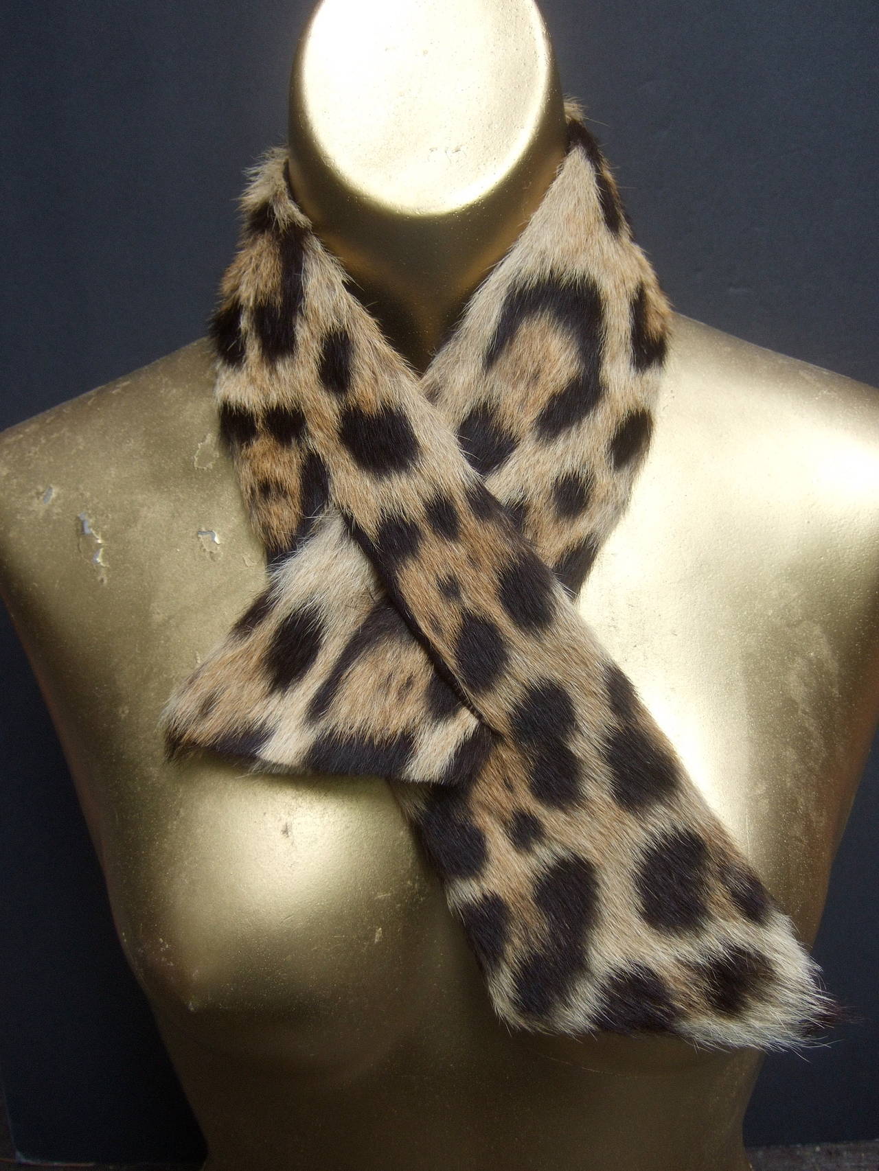 1950s Chic Leopard Print Fur Scarf Collar In Excellent Condition In University City, MO