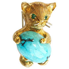 Cartier Cabochon Turquoise Emerald Yellow Gold Cat Brooch