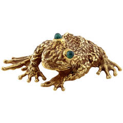 E. Pearl Emerald Gold Frog Brooch