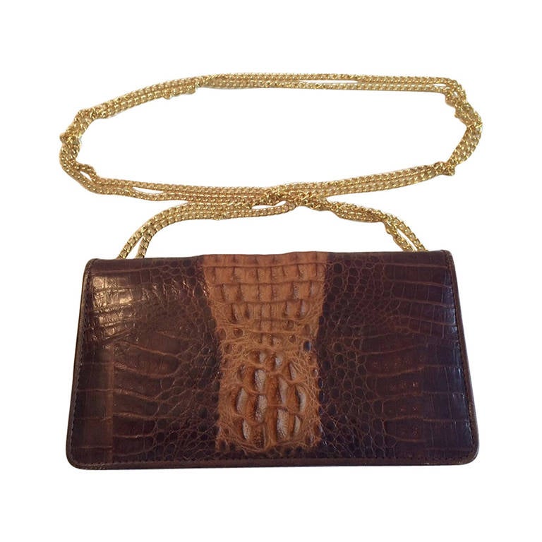 Vintage handbag in genuine Alligator