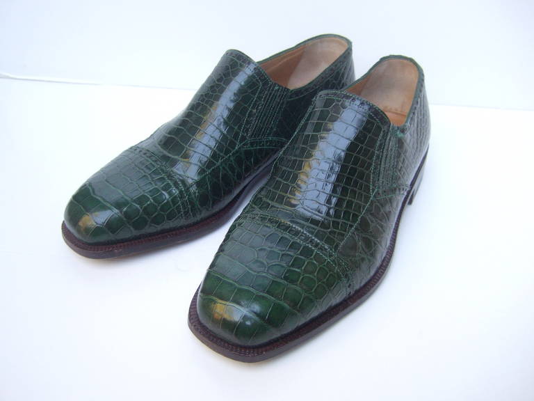 Genuine Alligator Men's Green Dress Shoes Made in Italy US Size 7 In Excellent Condition In University City, MO