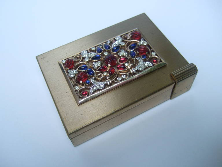 Trifari Opulent Art Deco Jewels of India Compact c 1950 In Good Condition In University City, MO