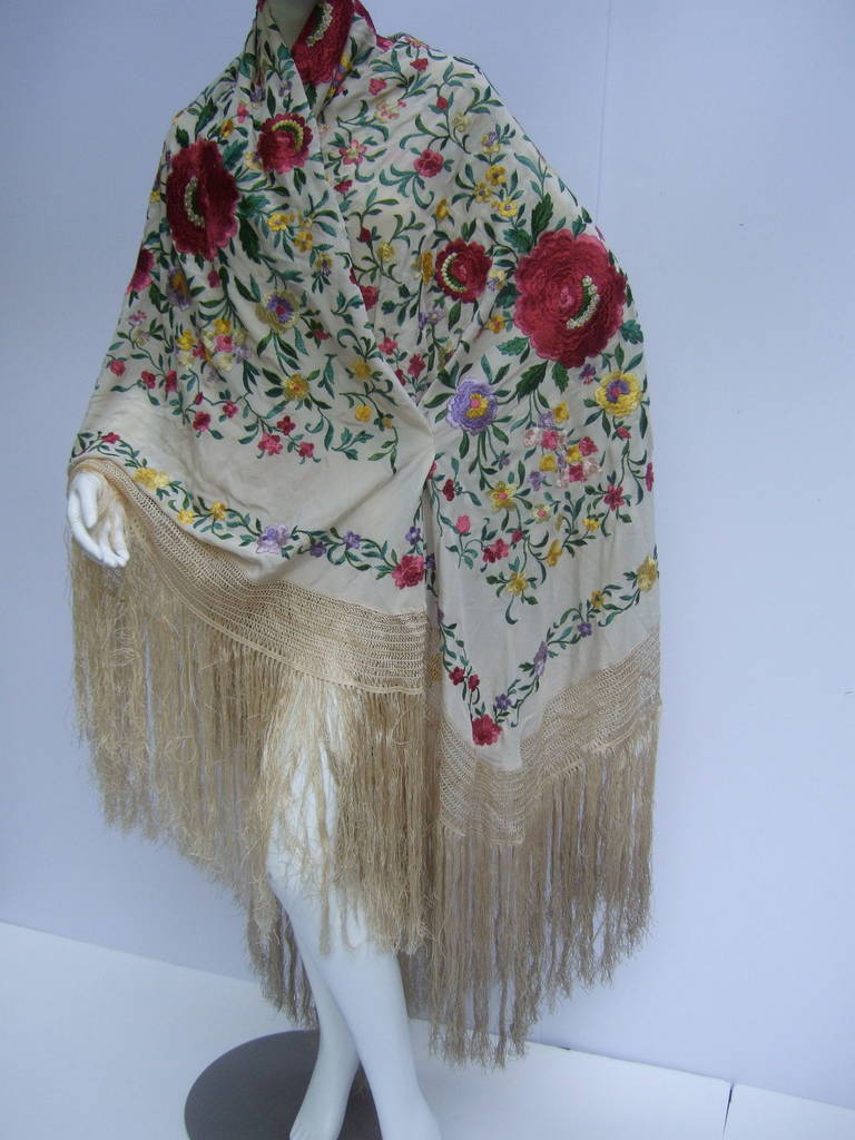 1920s Exotic Silk Floral Embroidered Piano Shawl 1