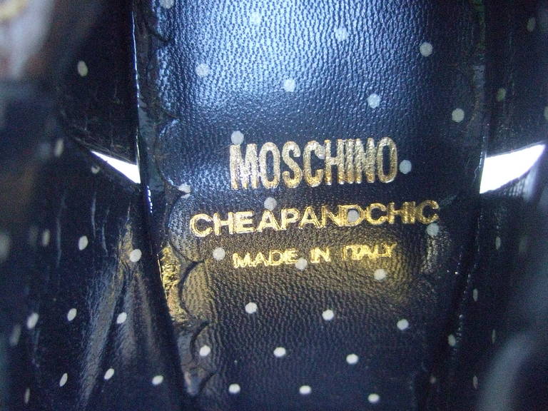 Black Moschino Cheap & Chic Mary Jane Pumps Made in Italy Size 36.5 For Sale