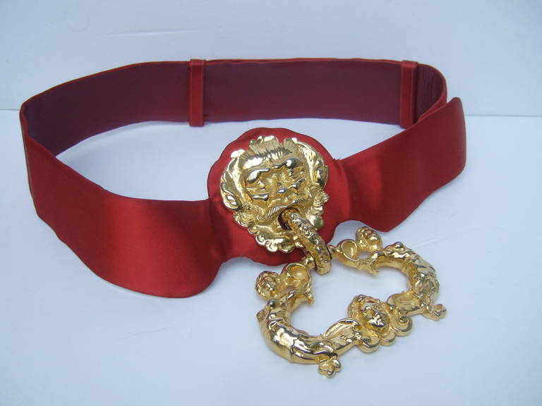 Judith Leiber Massive Figural Gilt Metal Door Knocker Ruby Satin Belt In Good Condition In University City, MO