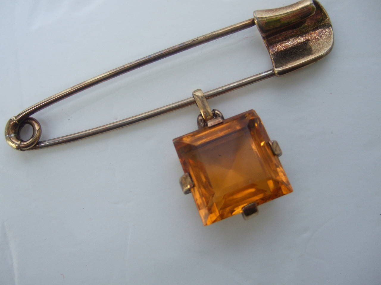 Trifari Art Deco Safety Pin Brooch c 1950 In Excellent Condition For Sale In University City, MO
