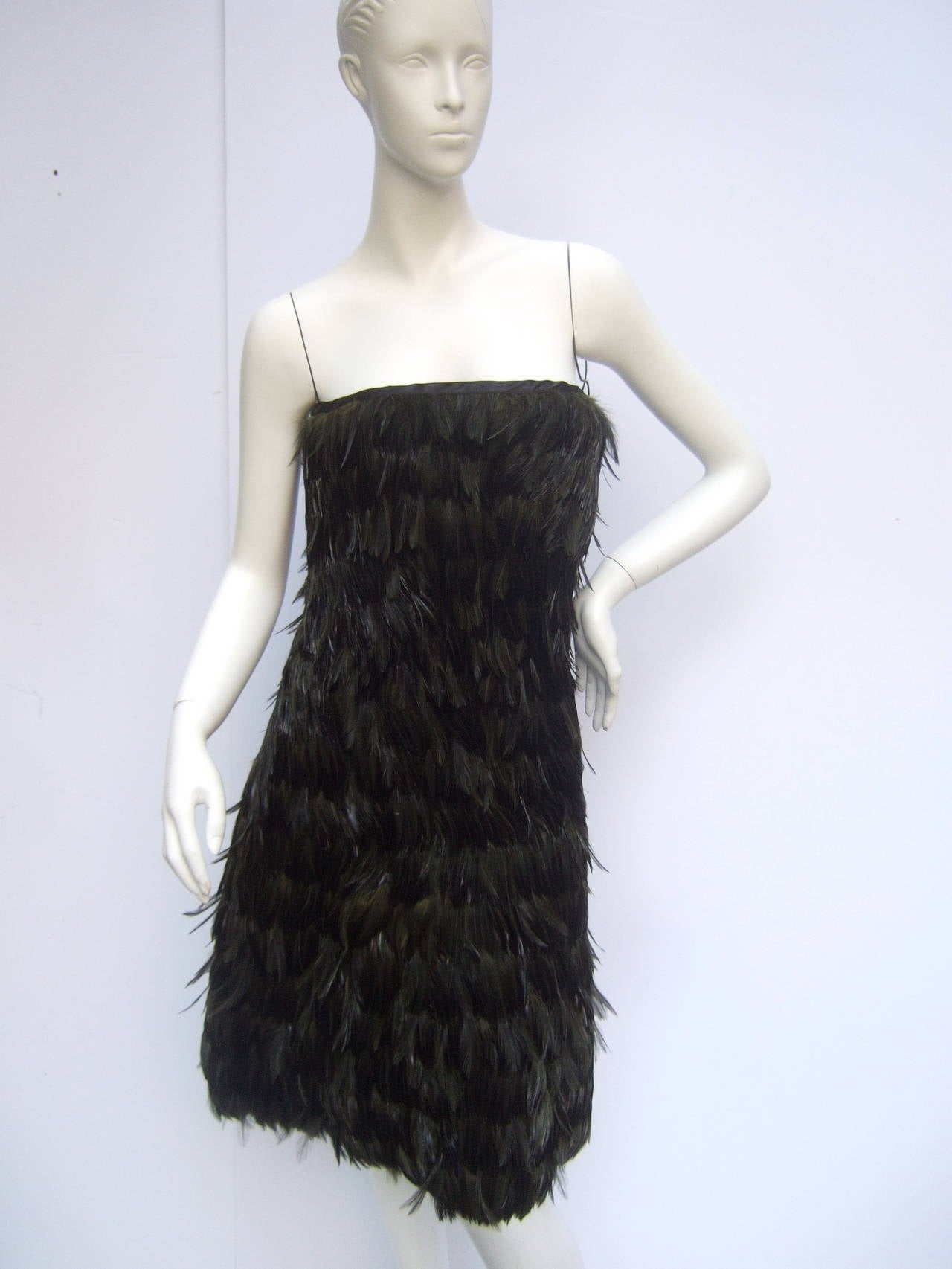 Black Sportsmax Defile Exotic Iridescent Green Feather Dress Made in Italy US Size 8 For Sale