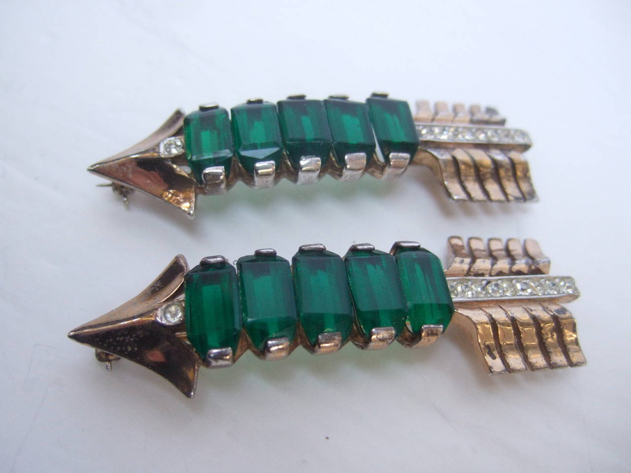Art Deco Sterling Arrow Brooches c 1940 In Excellent Condition In University City, MO