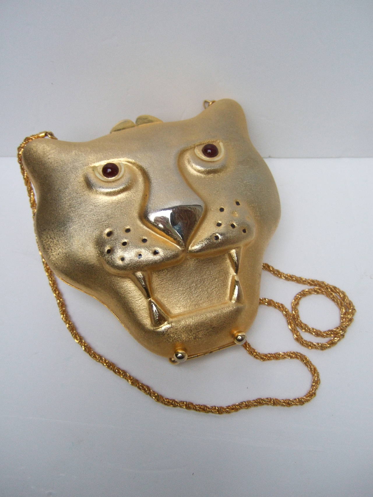 Saks Fifth Avenue Gilt Metal Panther Evening Bag Made in Italy c 1970s For Sale 1