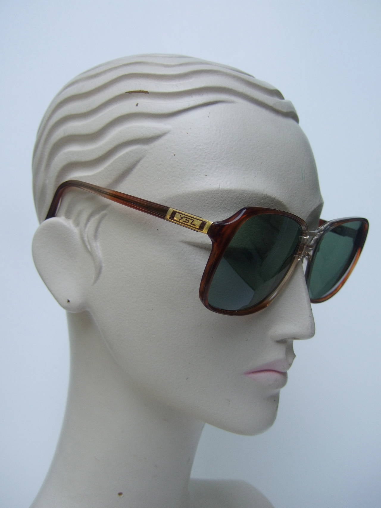 Yves Saint Laurent Green Tinted Tortoise Shell Suglasses in YSL Case c1980s In New Condition In University City, MO