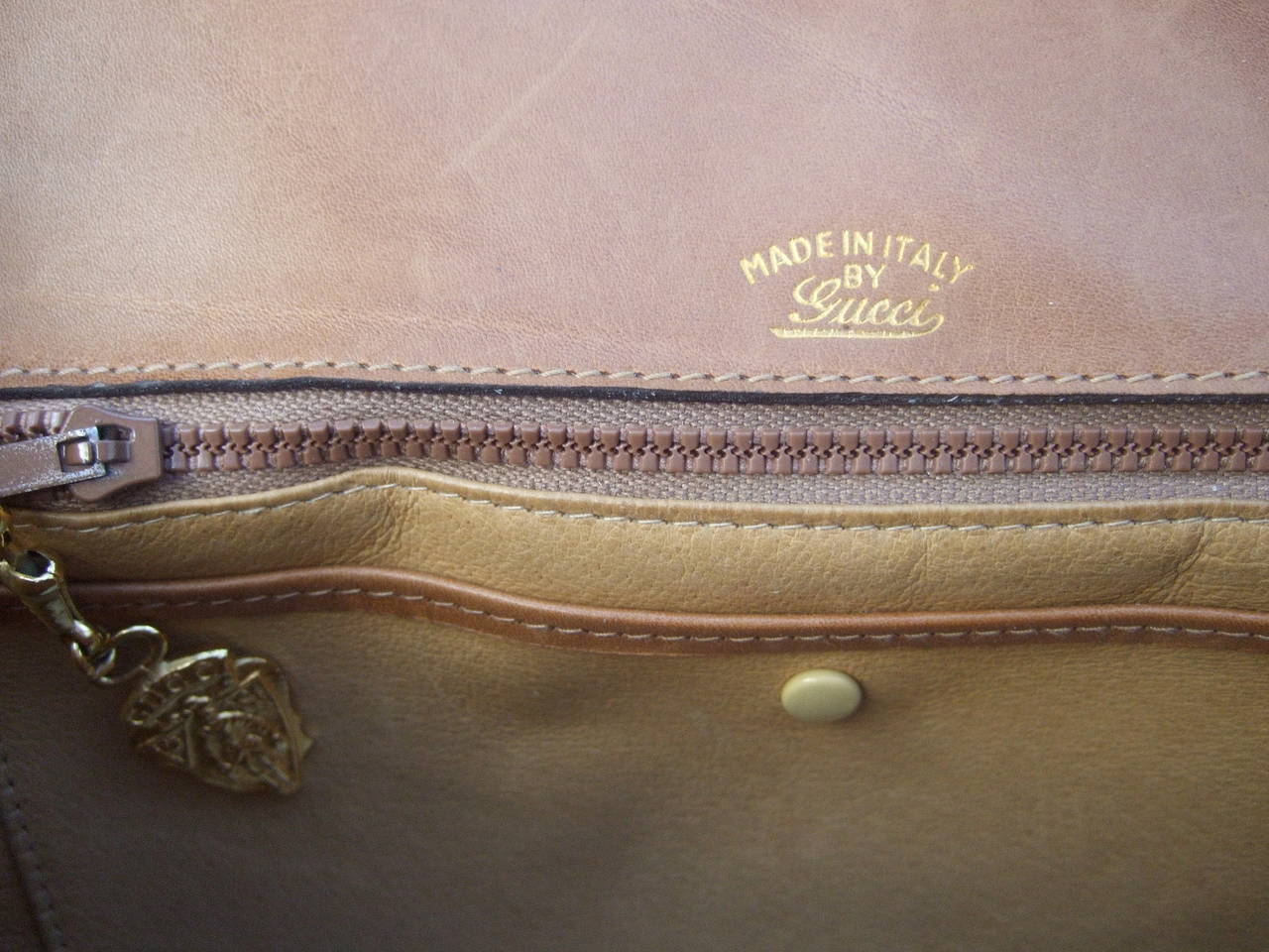 Gucci Caramel Brown Leather Horse Bit Shoulder Bag c 1970s 4