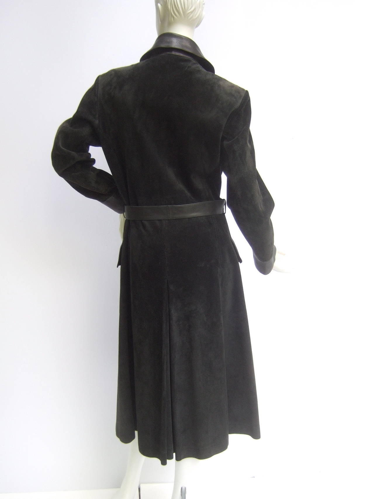 Gucci Sleek Black Doeskin Suede Trench Coat with Sterling Tiger Buttons c 1970 4