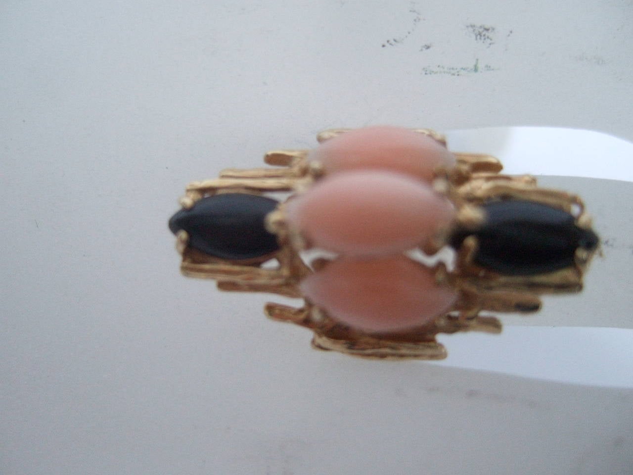 Angel Skin Coral & Jet Stone 14k Ring Size 7.25 In Excellent Condition In University City, MO