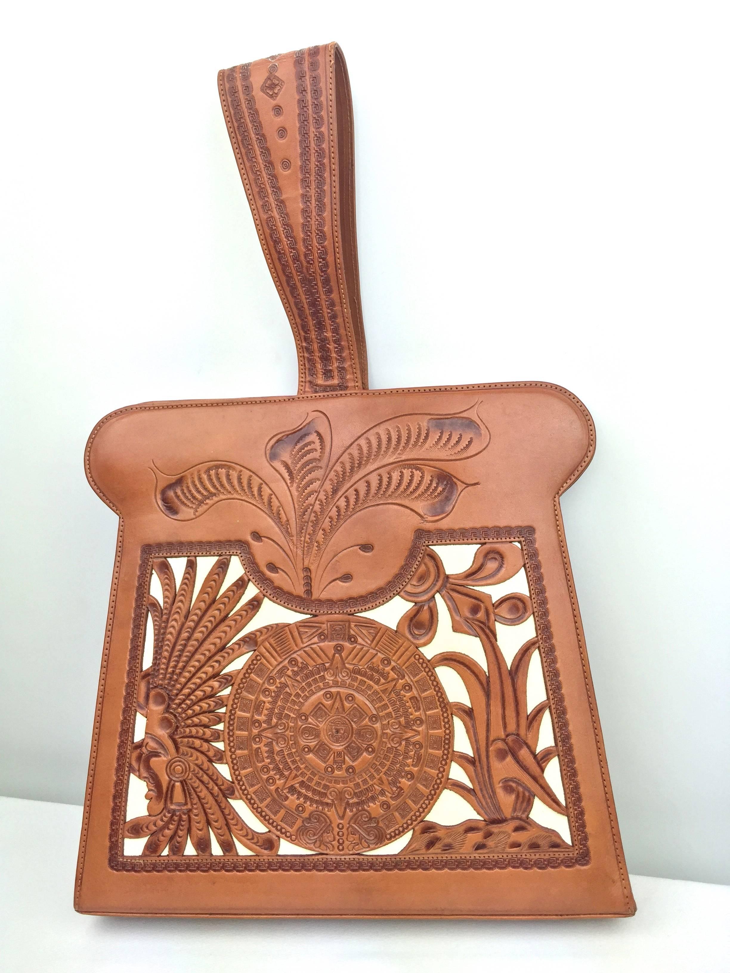 Rare 1950's Tooled Leather Mexican Narrative Handbag. 3-D Design. In Excellent Condition In University City, MO