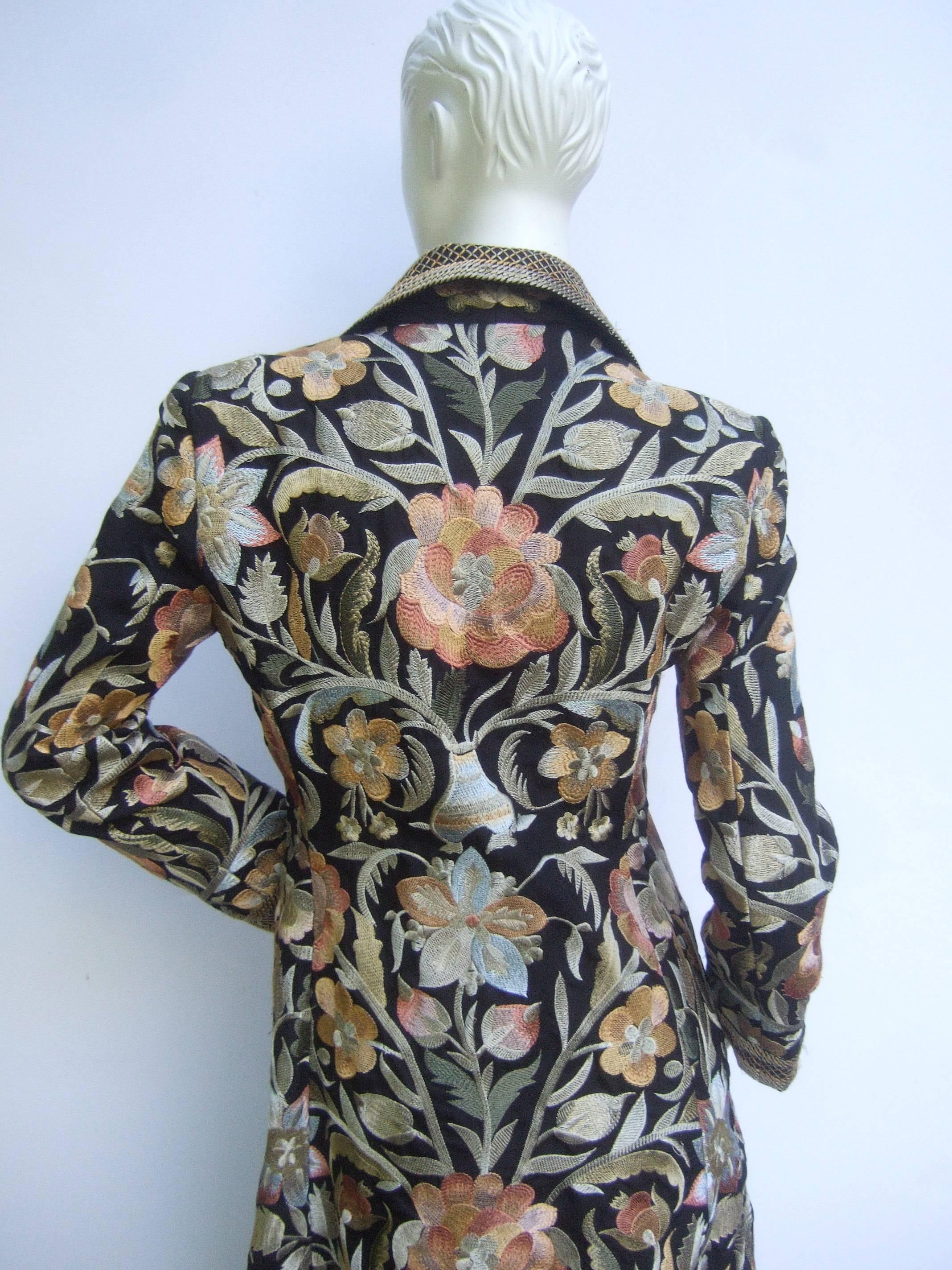 Extravagant Flower Embroidered Silk Evening Coat  In Good Condition In University City, MO