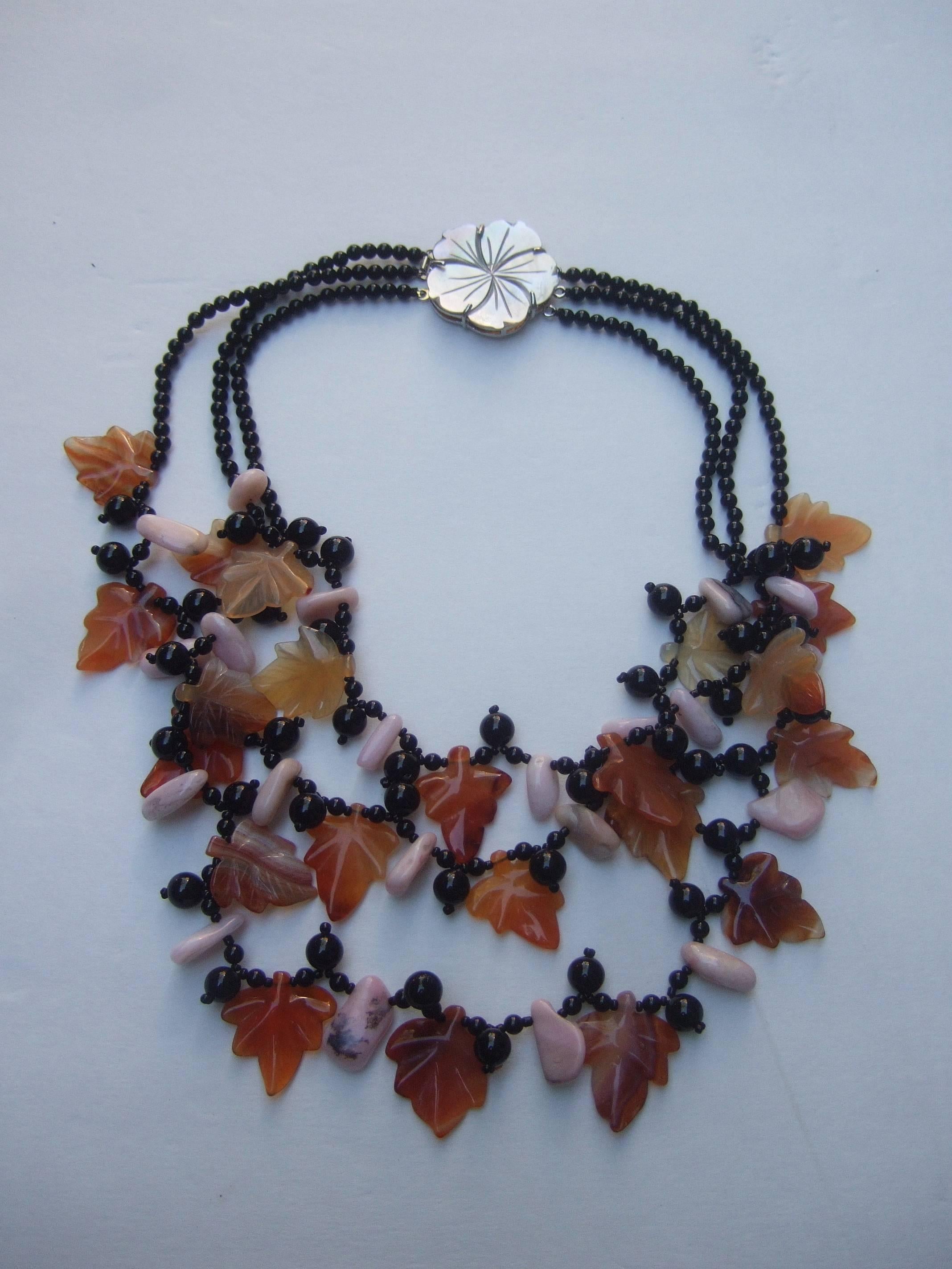 Artisan Carved Glass Beaded Leaf Necklace  For Sale 6