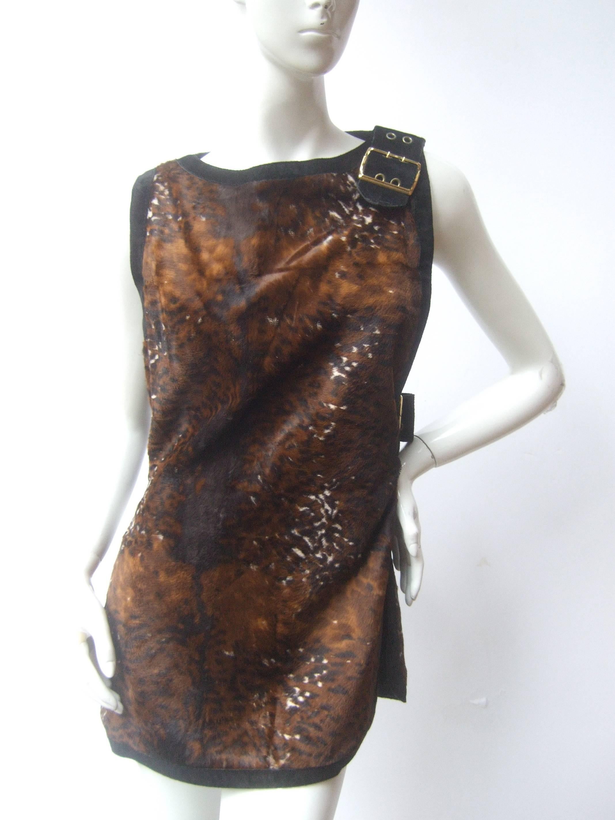 Mod Animal Print Cloth Suede Trim Tunic Made in Italy c 1970 In Good Condition For Sale In University City, MO