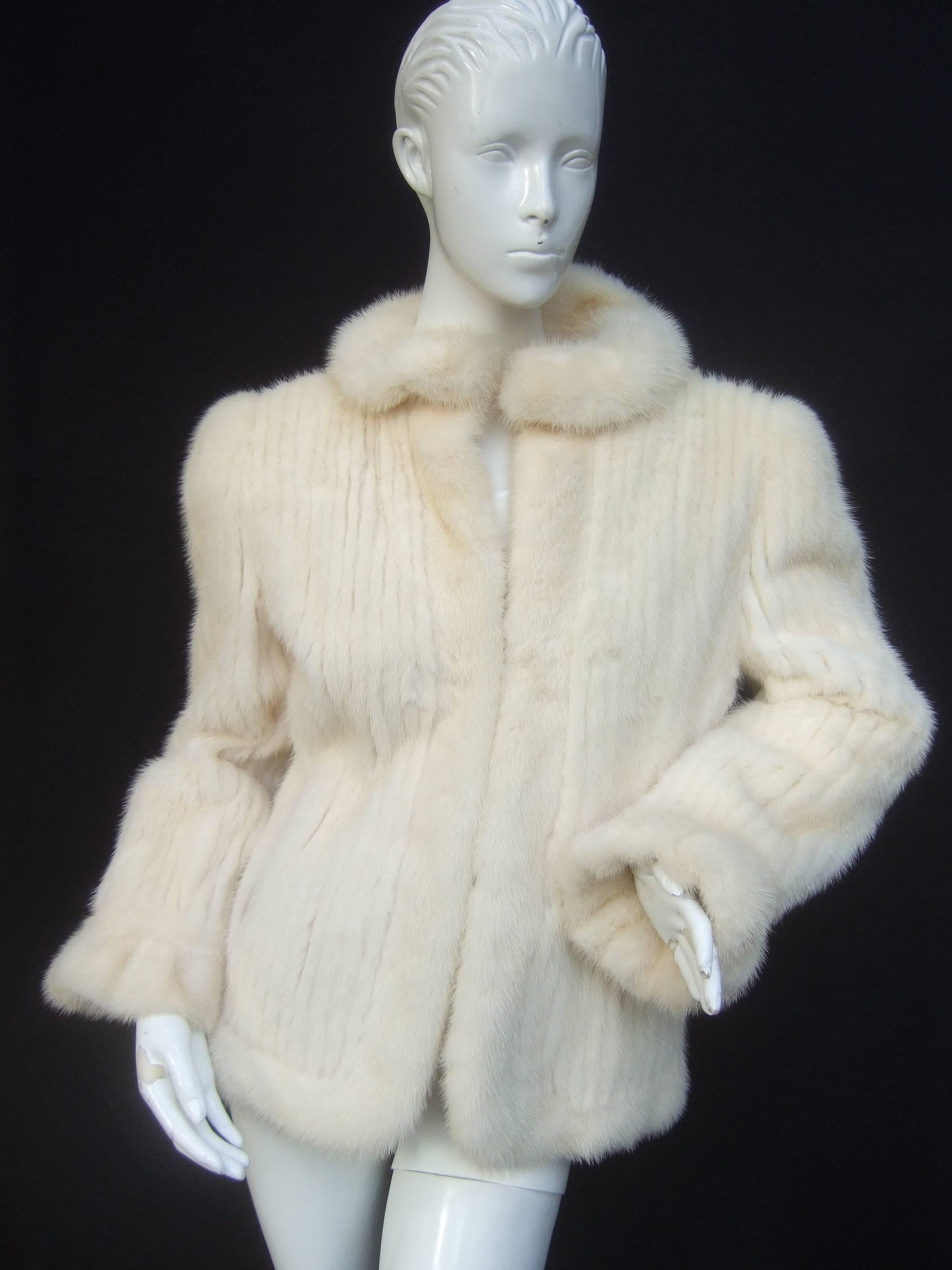 Beige Luxurious Ribbed Pearl Mink Fur Jacket c 1980