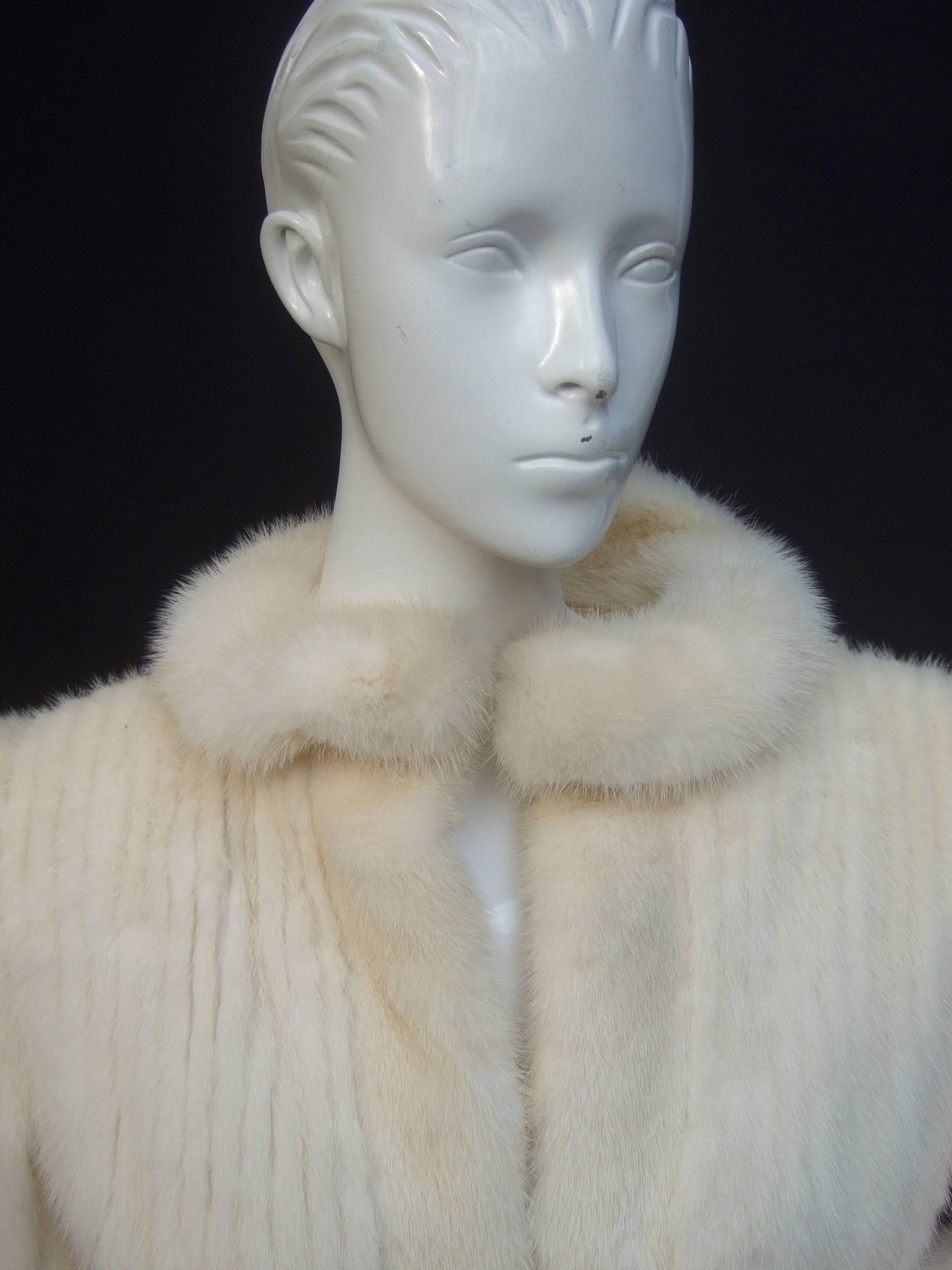 Luxurious Ribbed Pearl Mink Fur Jacket c 1980 3