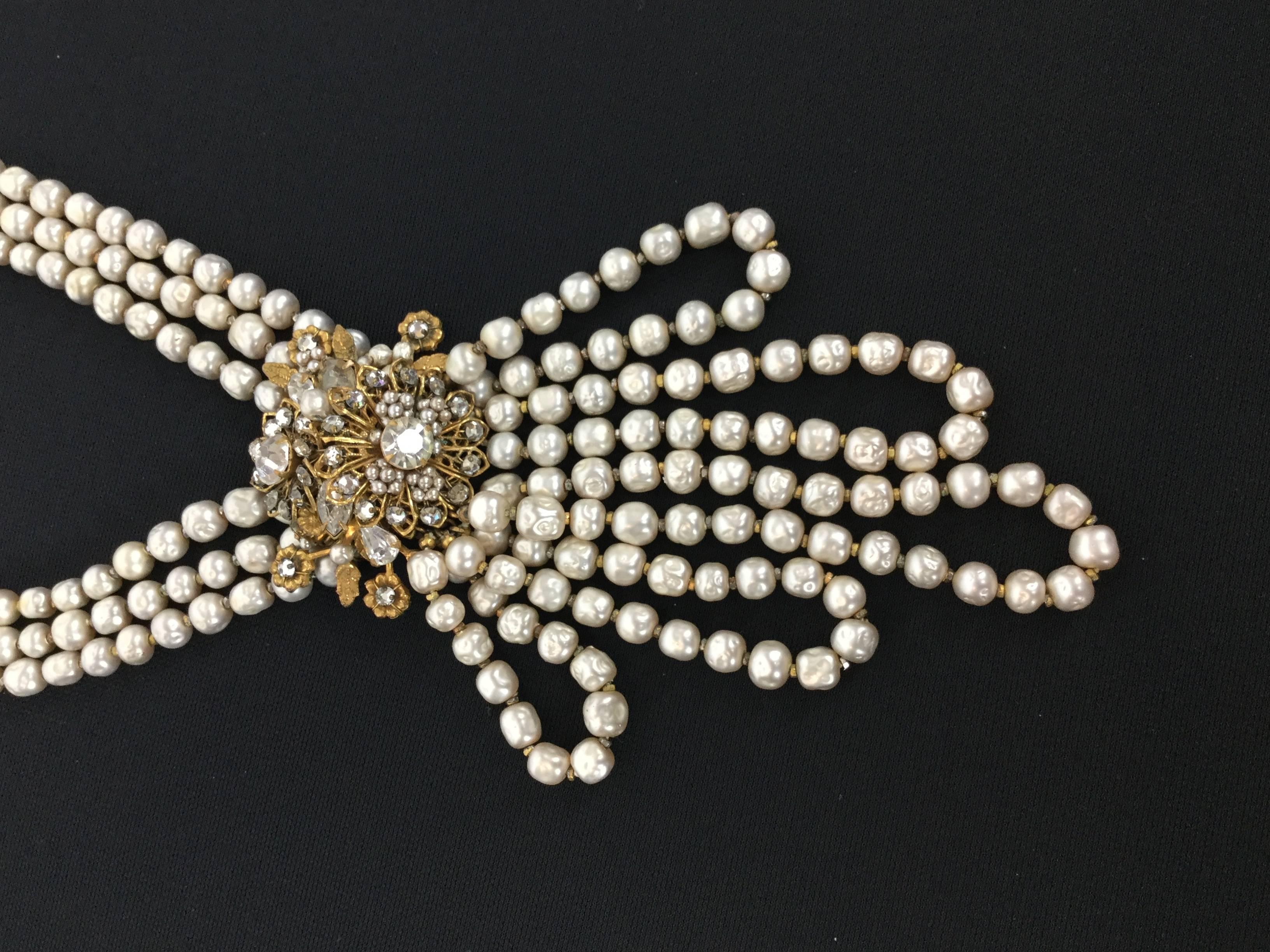 Dramatic Faux Pearl Necklace By Robert Demario. 1950's. 1