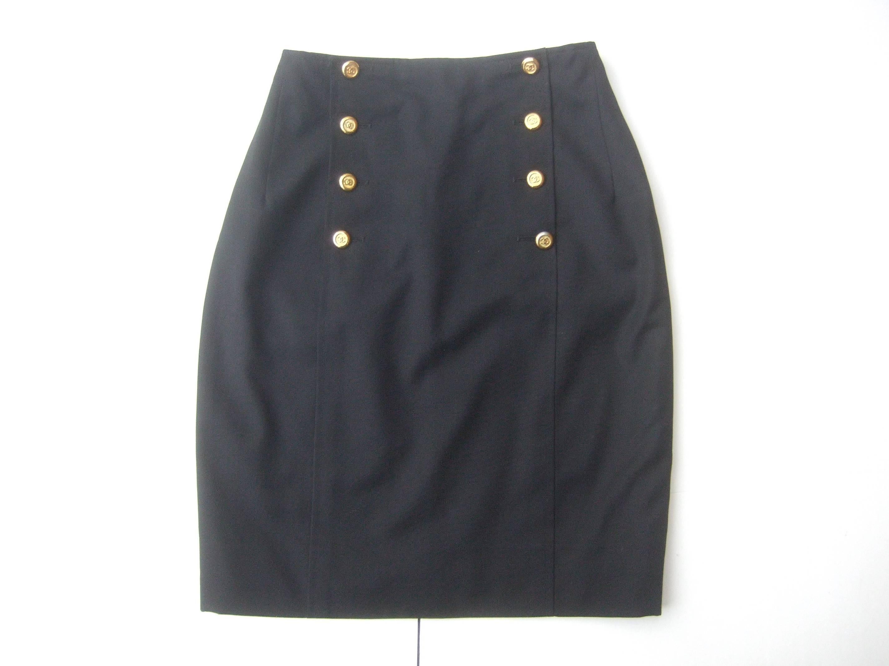 Women's Chanel Boutique Dark Blue Wool Pencil Skirt with Chanel Buttons c 1990s