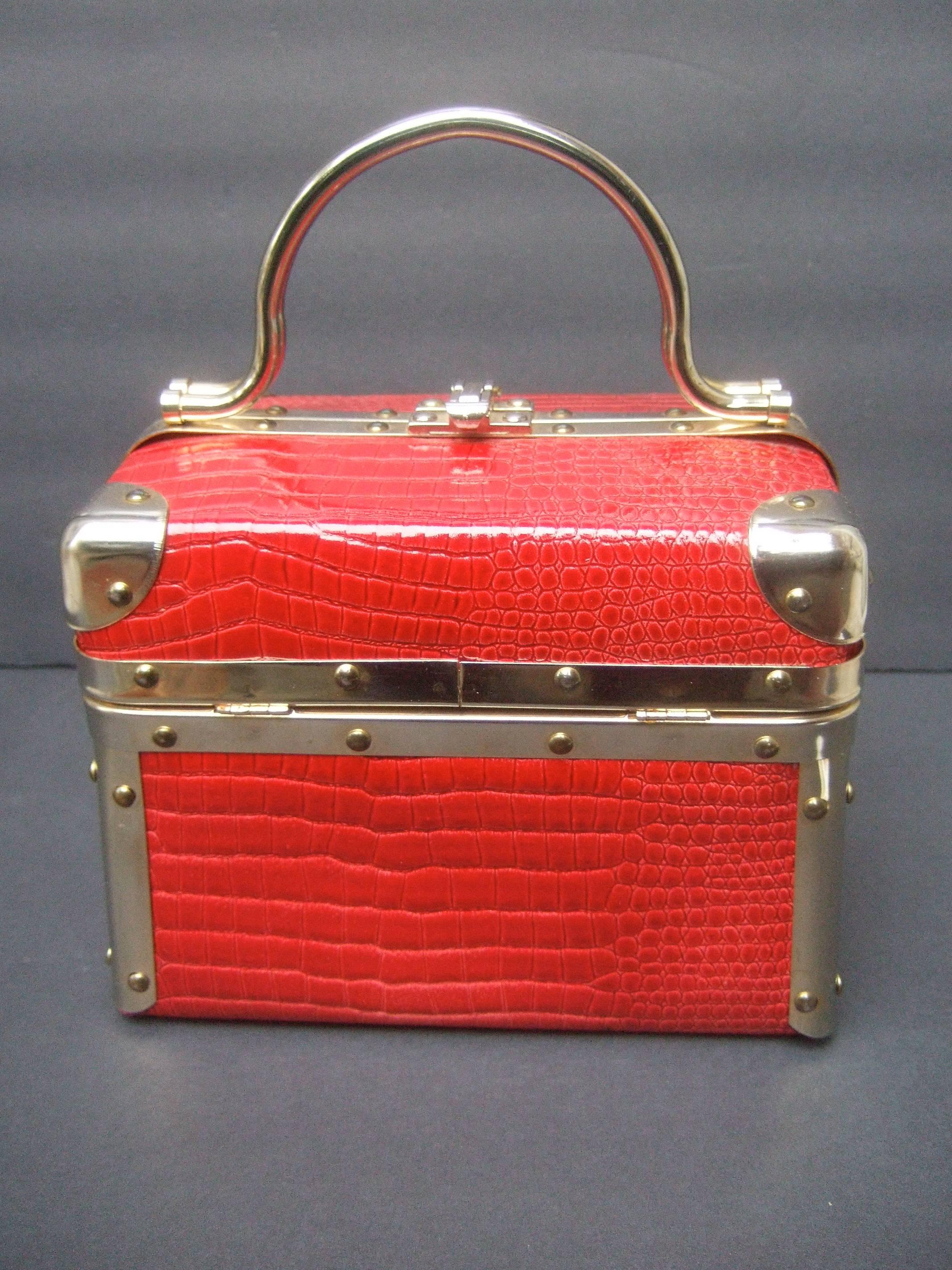 Brown Borsa Bella Italy Embossed Red Vinyl Box Bag ca 1980s