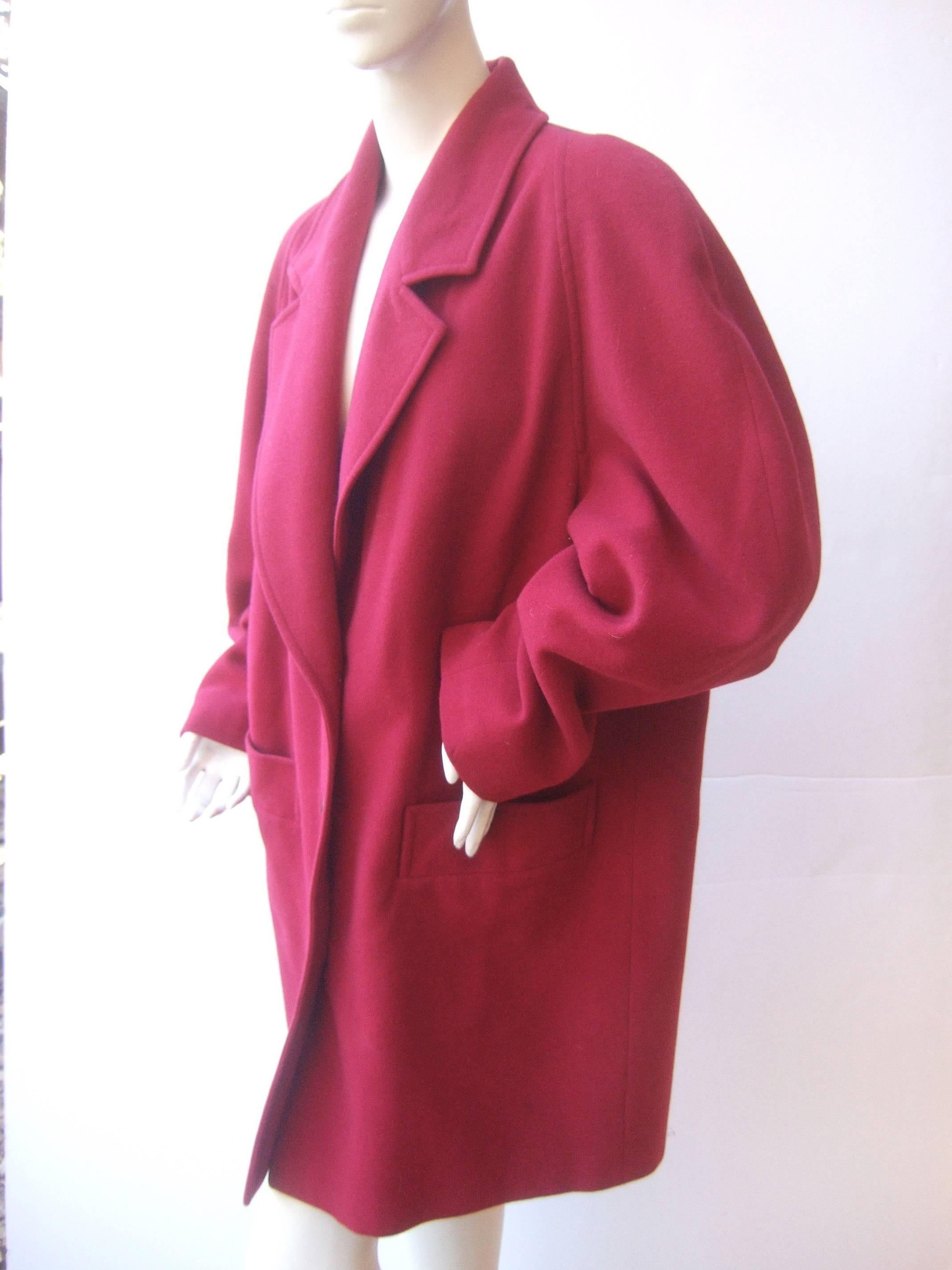 Manteau Donna Berry en laine de couleur en laine, fabriqué en Italie Bon état - En vente à University City, MO