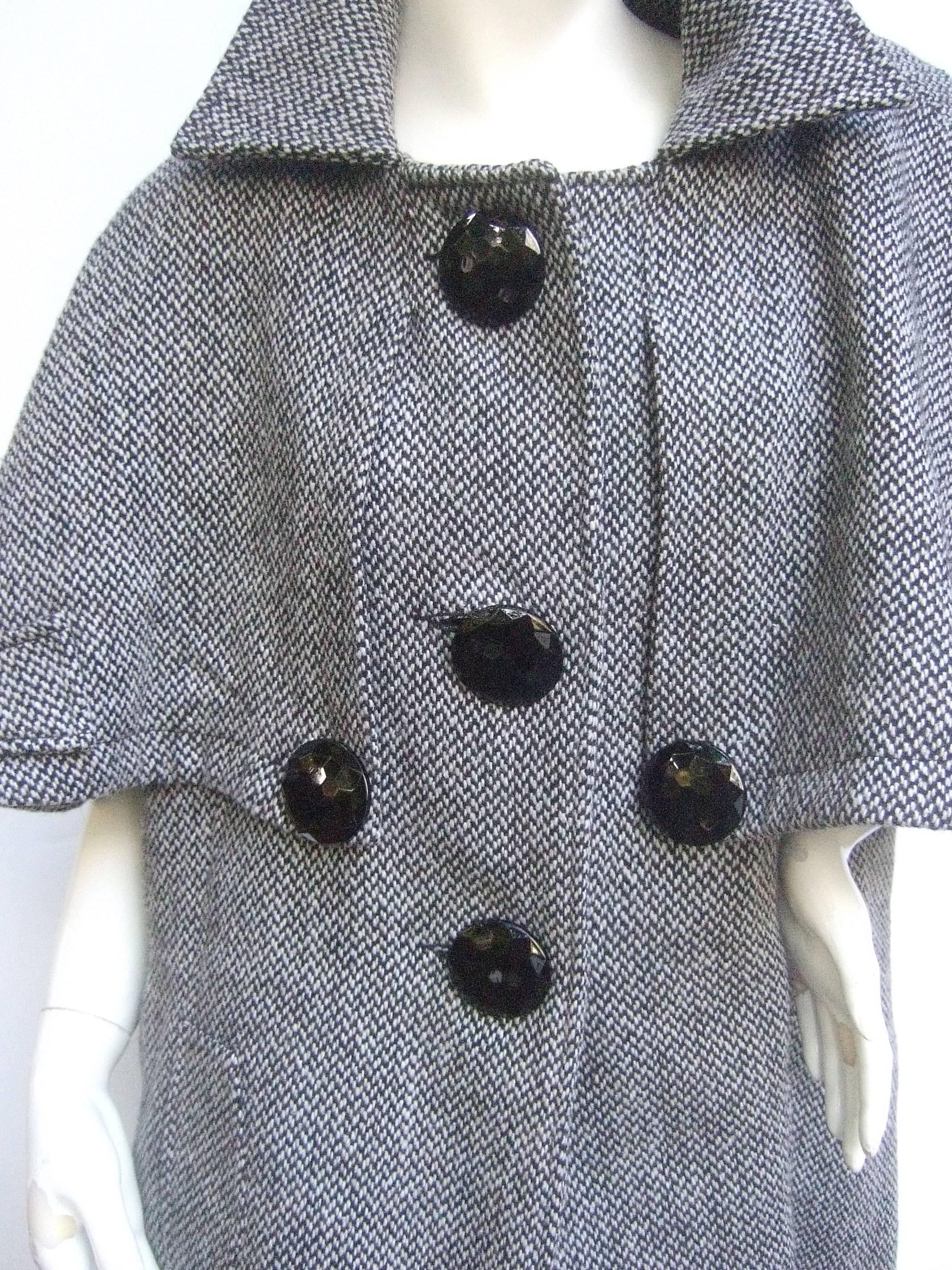 Stylish Unique Capelet Herringbone Wool Blend 3/4 Coat In Good Condition For Sale In University City, MO