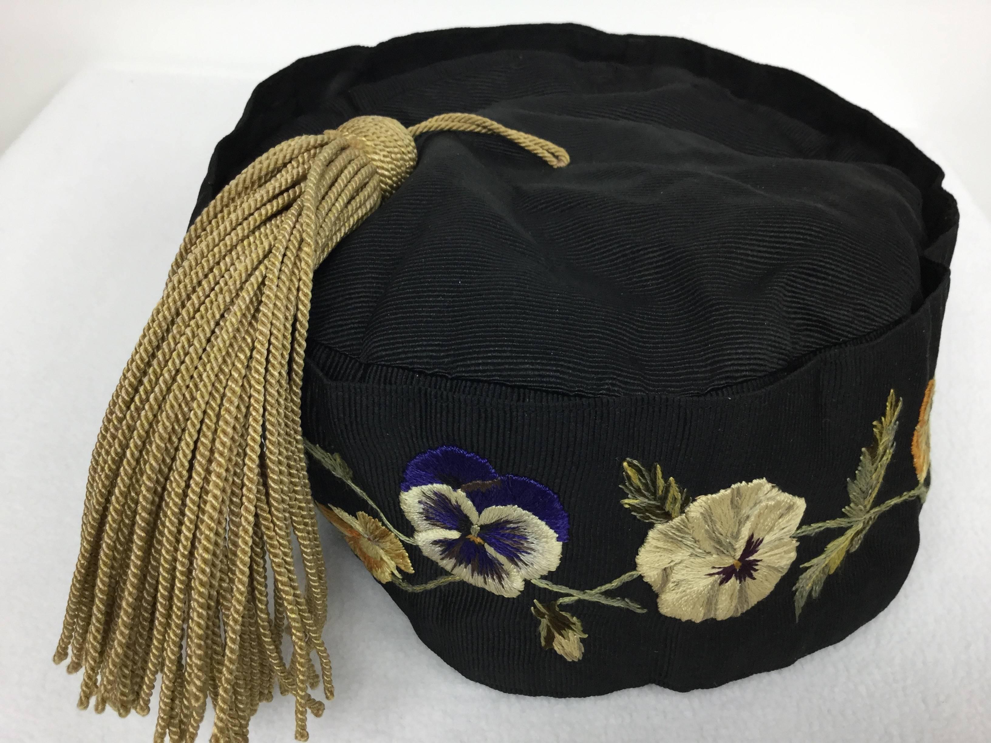Rare Victorian Men's Silk Hand Embroidered Night Cap.  1890's. In Excellent Condition In University City, MO
