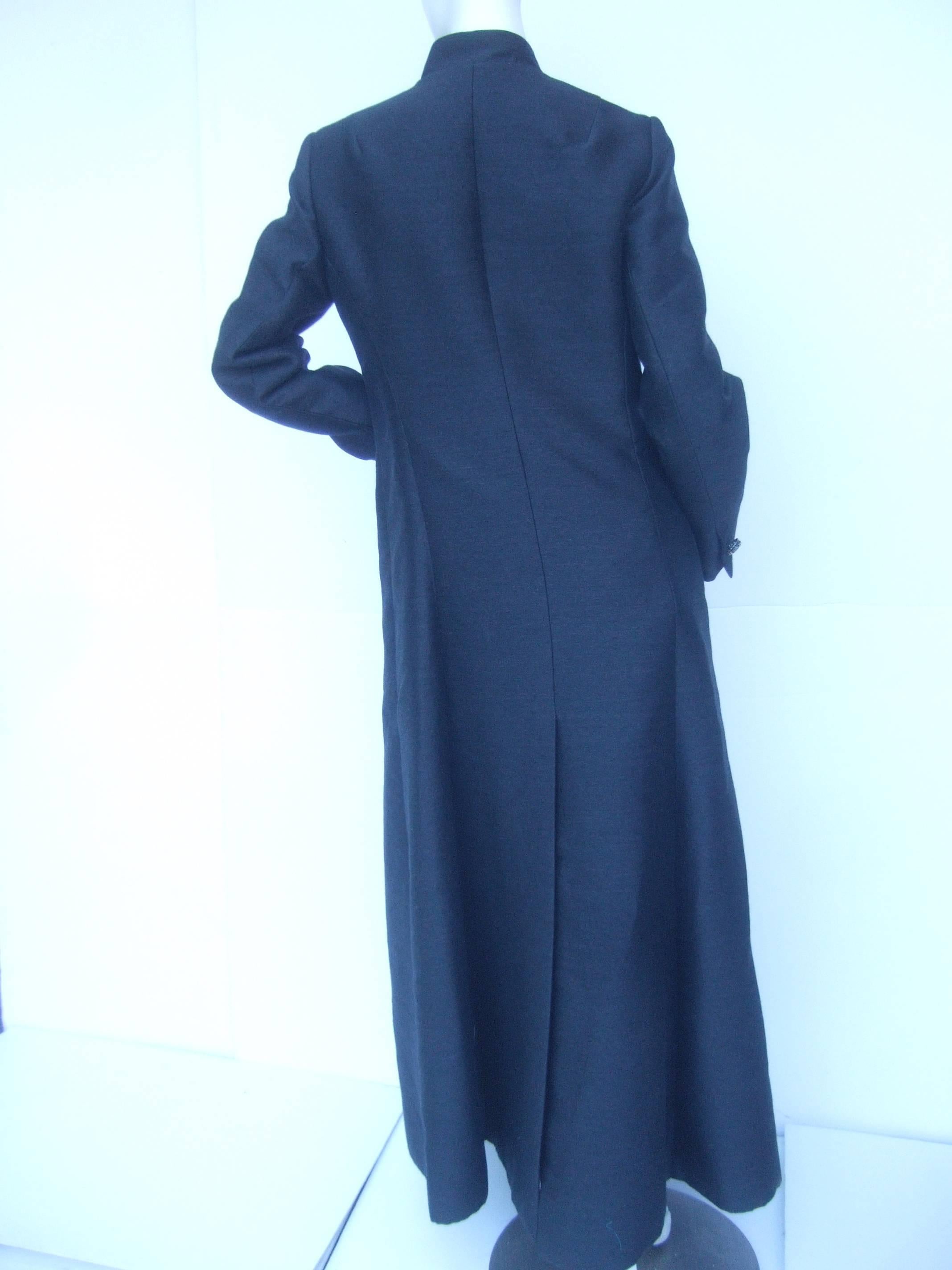 Women's Stunning Charcoal Gray Shantung Neiman Marcus Evening Coat ca 1970 For Sale