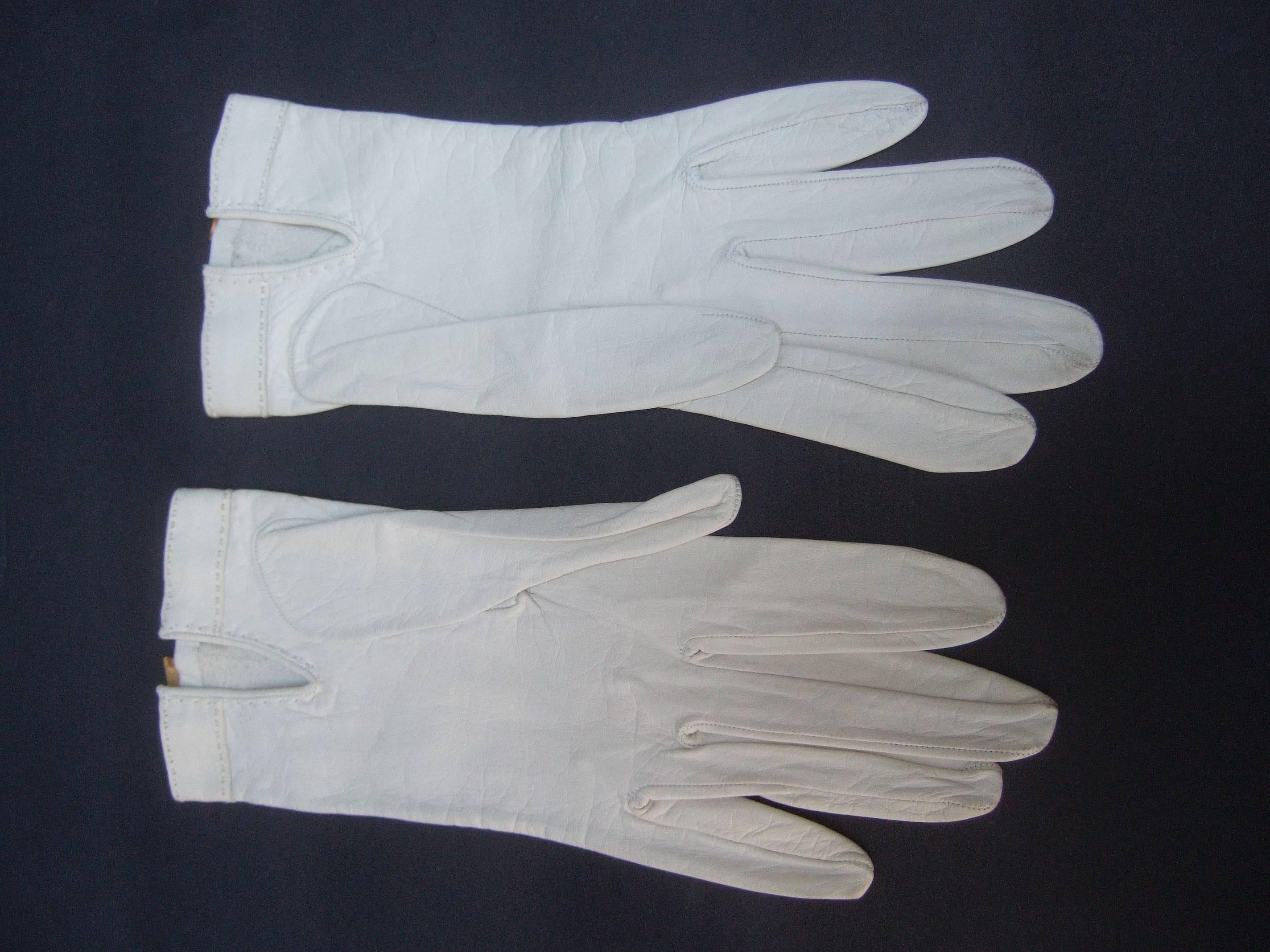 Hermes Paris White Kidskin Leather Gloves ca 1970s 3
