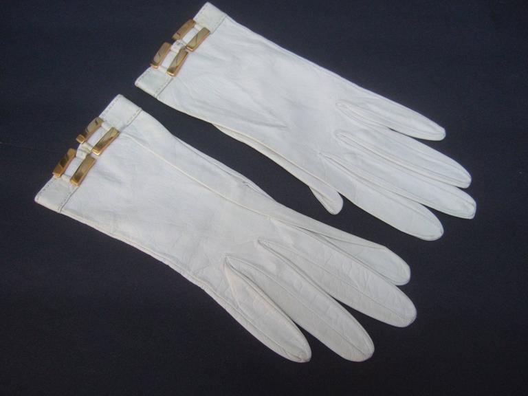 Hermes Paris White Kidskin Leather Gloves ca 1970s For Sale at 1stdibs