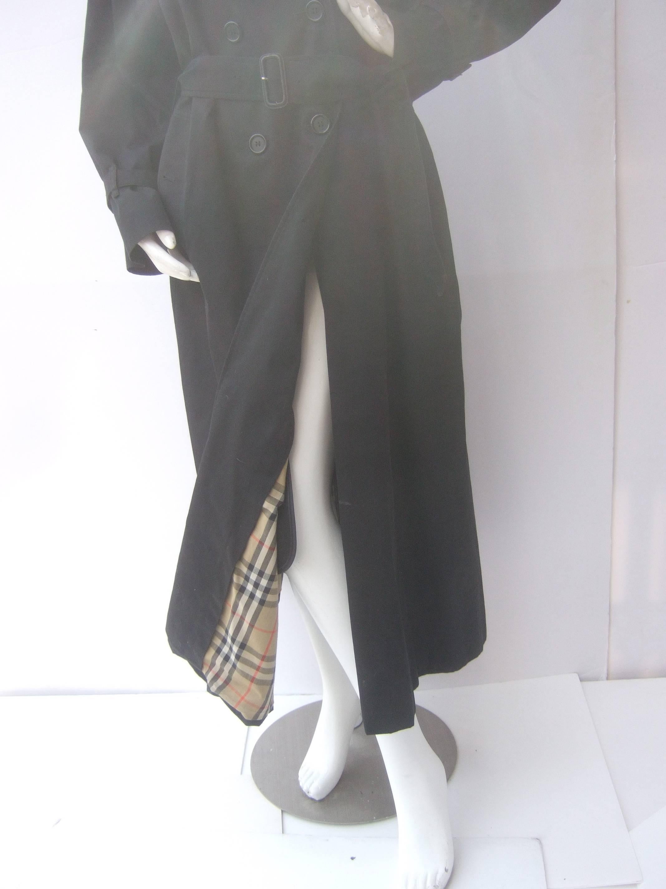 Burberry's Prorsum Vintage Women's Black Belted Trench Coach Size 10 X X Long 1