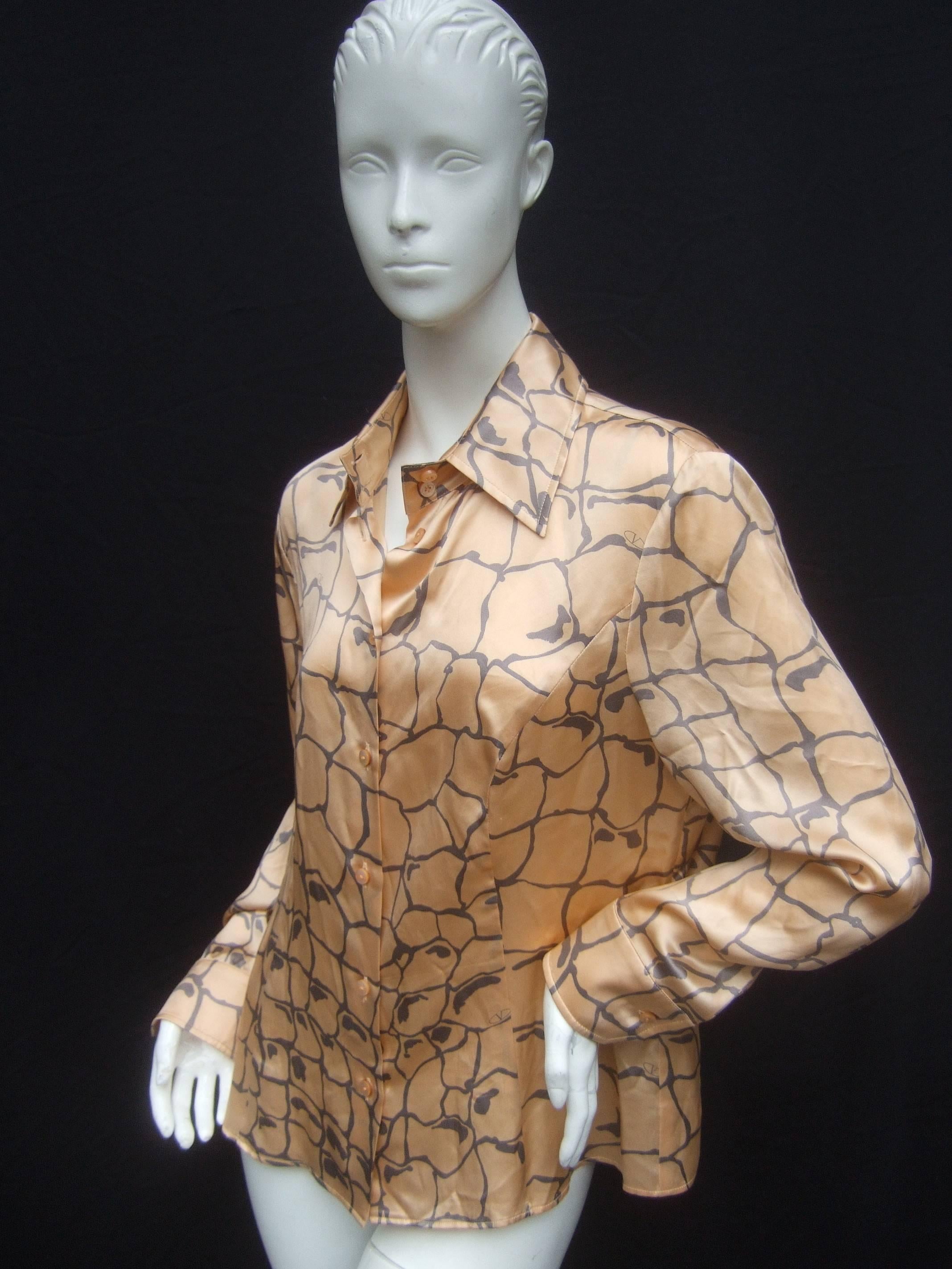 Brown Valentino Italy Silk Charmeuse Peach and Gray Print Blouse US Size 12  For Sale