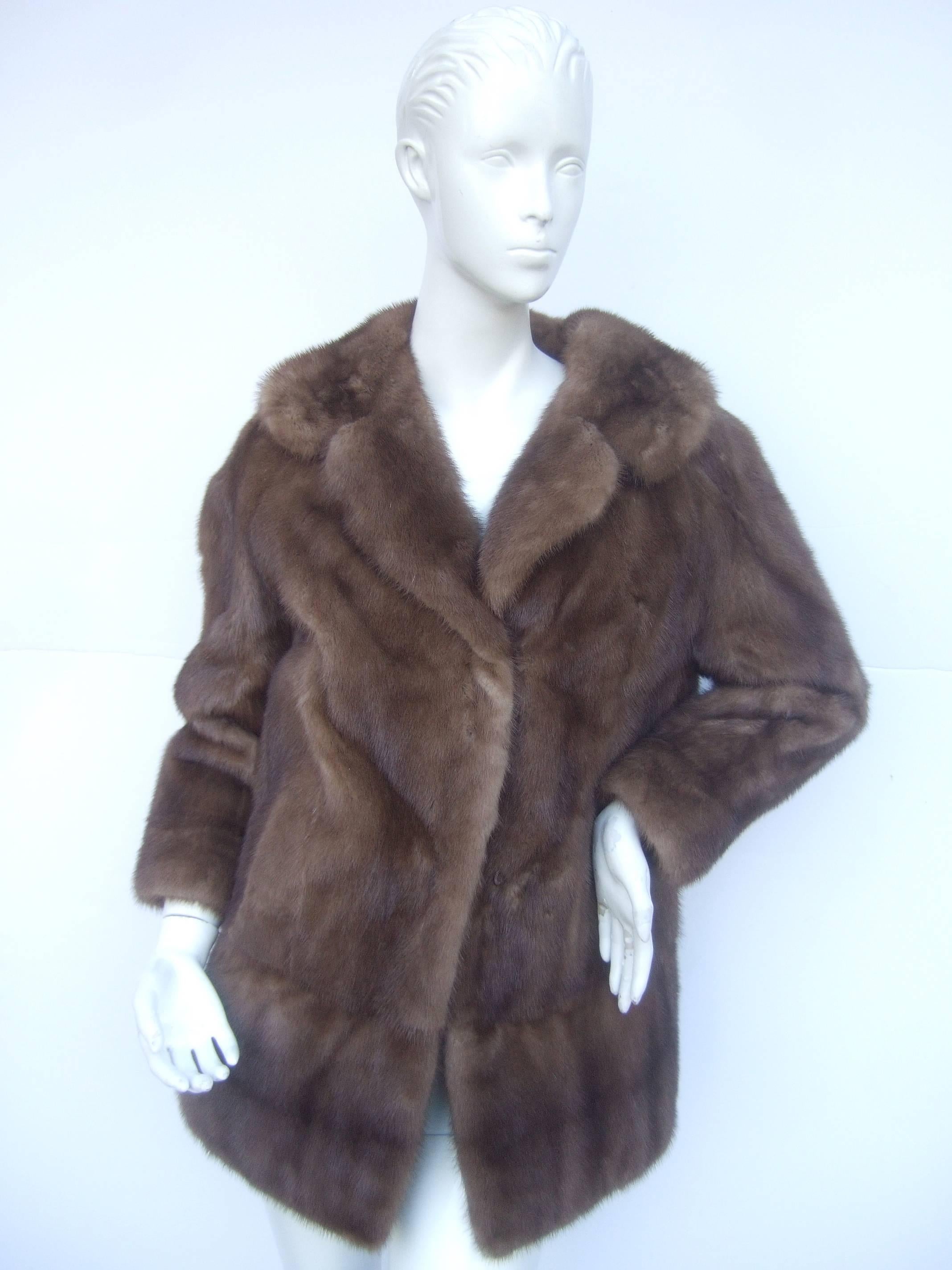 Luxurious Autumn Haze Mink Fur Jacket c 1970s 5