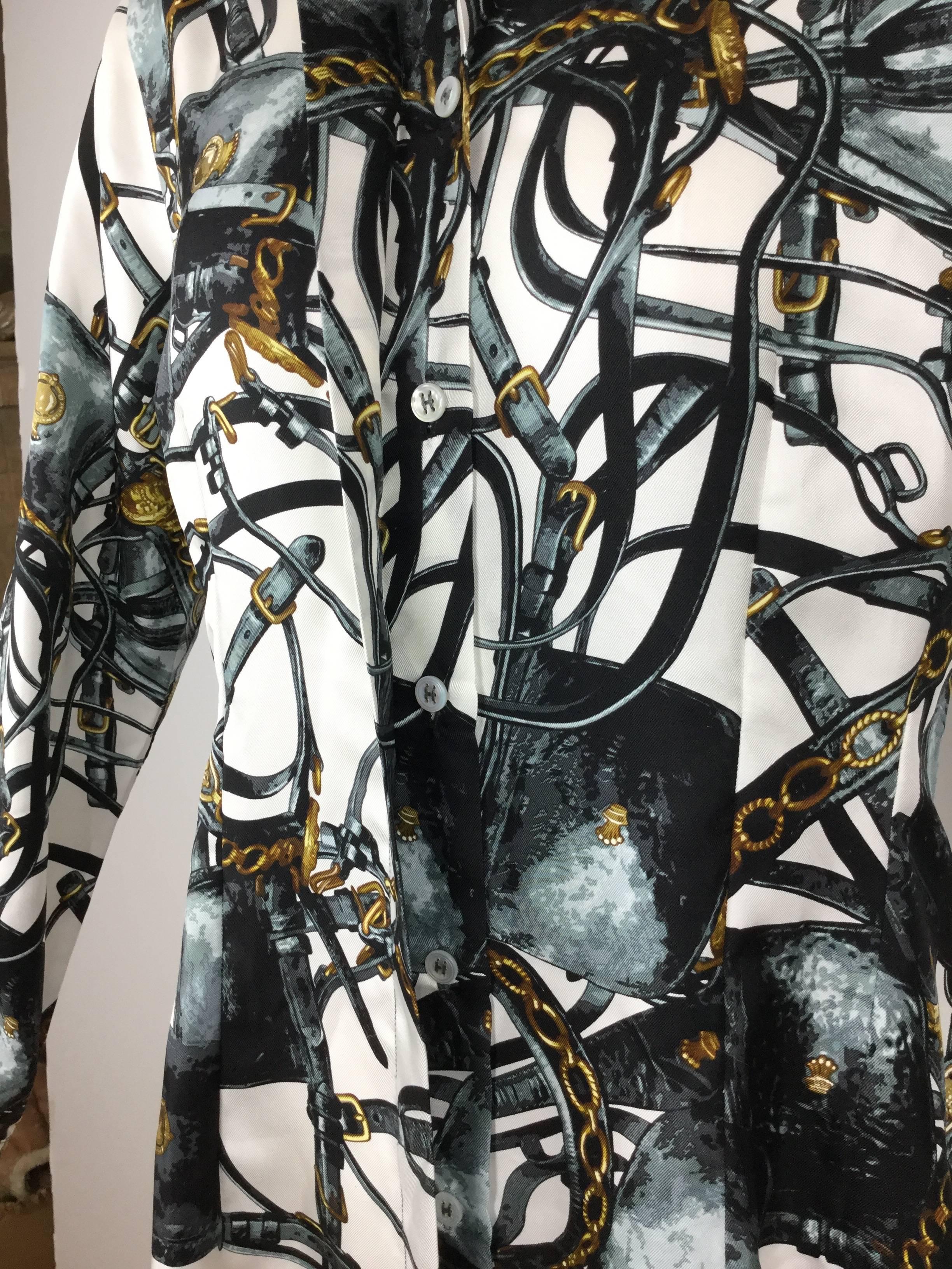 Hervorragende Seidenbluse von Hermes. Chemises Sur Mesure. 1