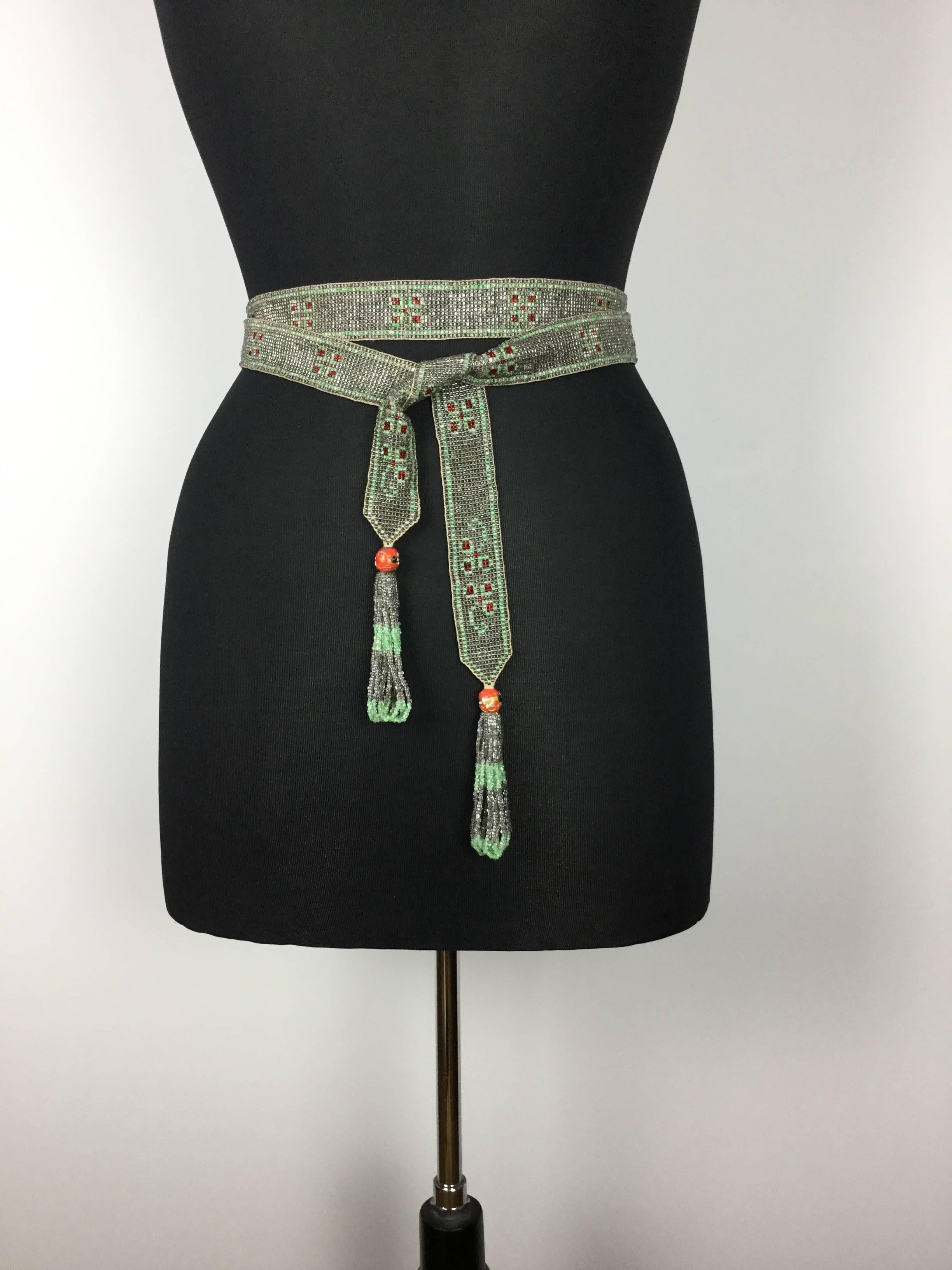 Women's 1920's Seed Bead Flapper Belt/Sautoir Necklace. Art Deco.