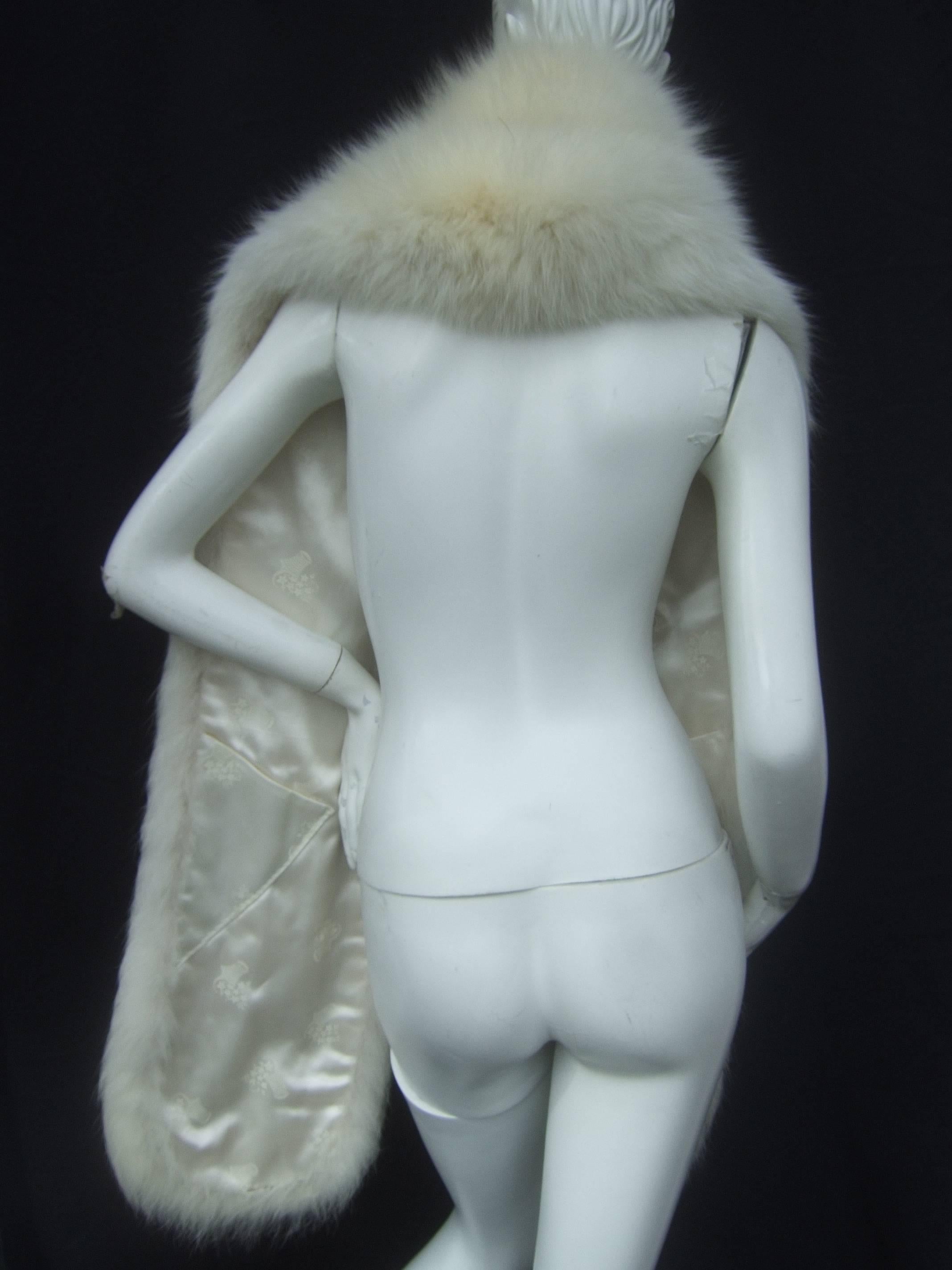 Opulent Long Plush Fox Fur Wrap c 1970  2