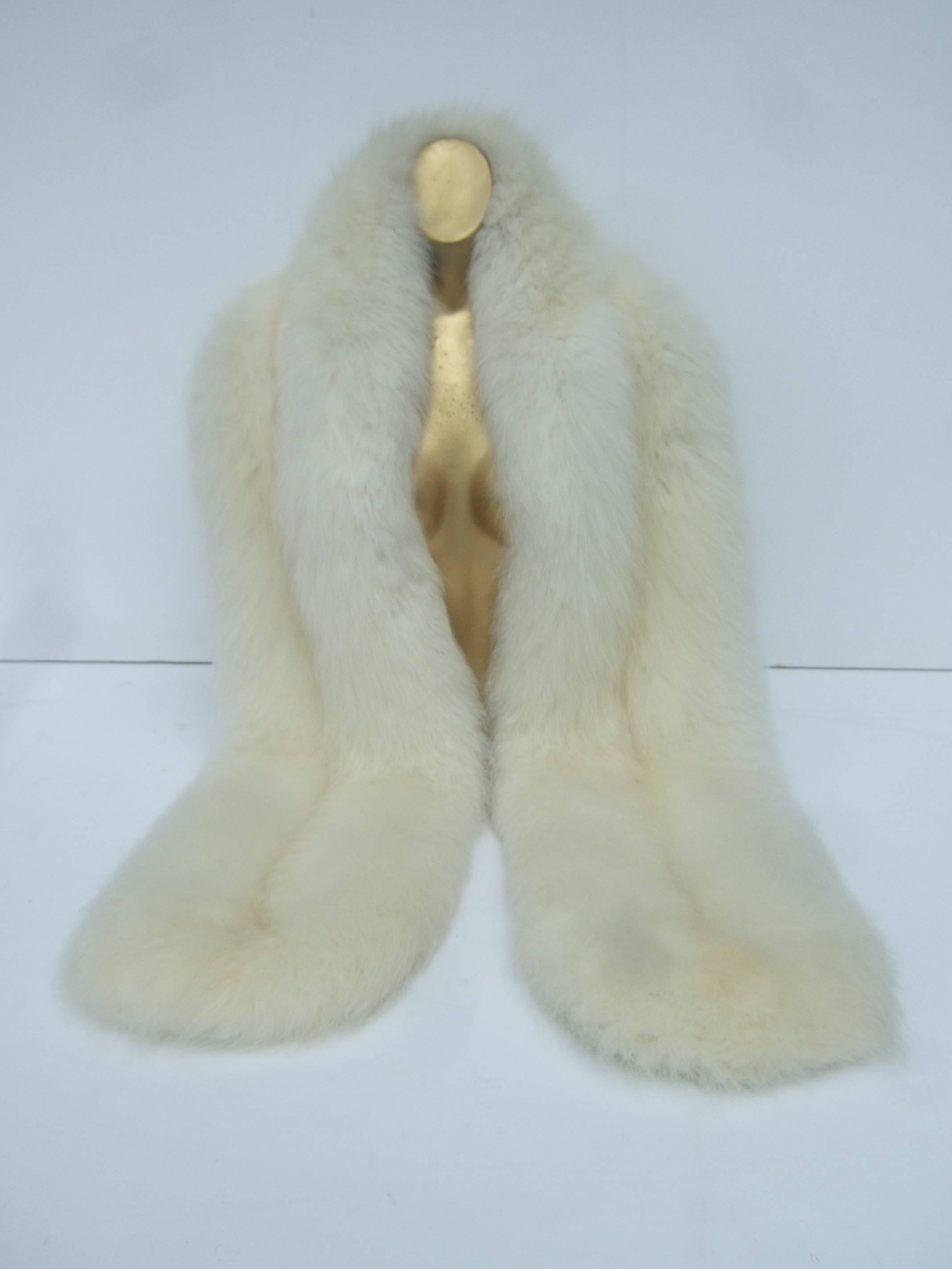 Opulent Long Plush Fox Fur Wrap c 1970  3