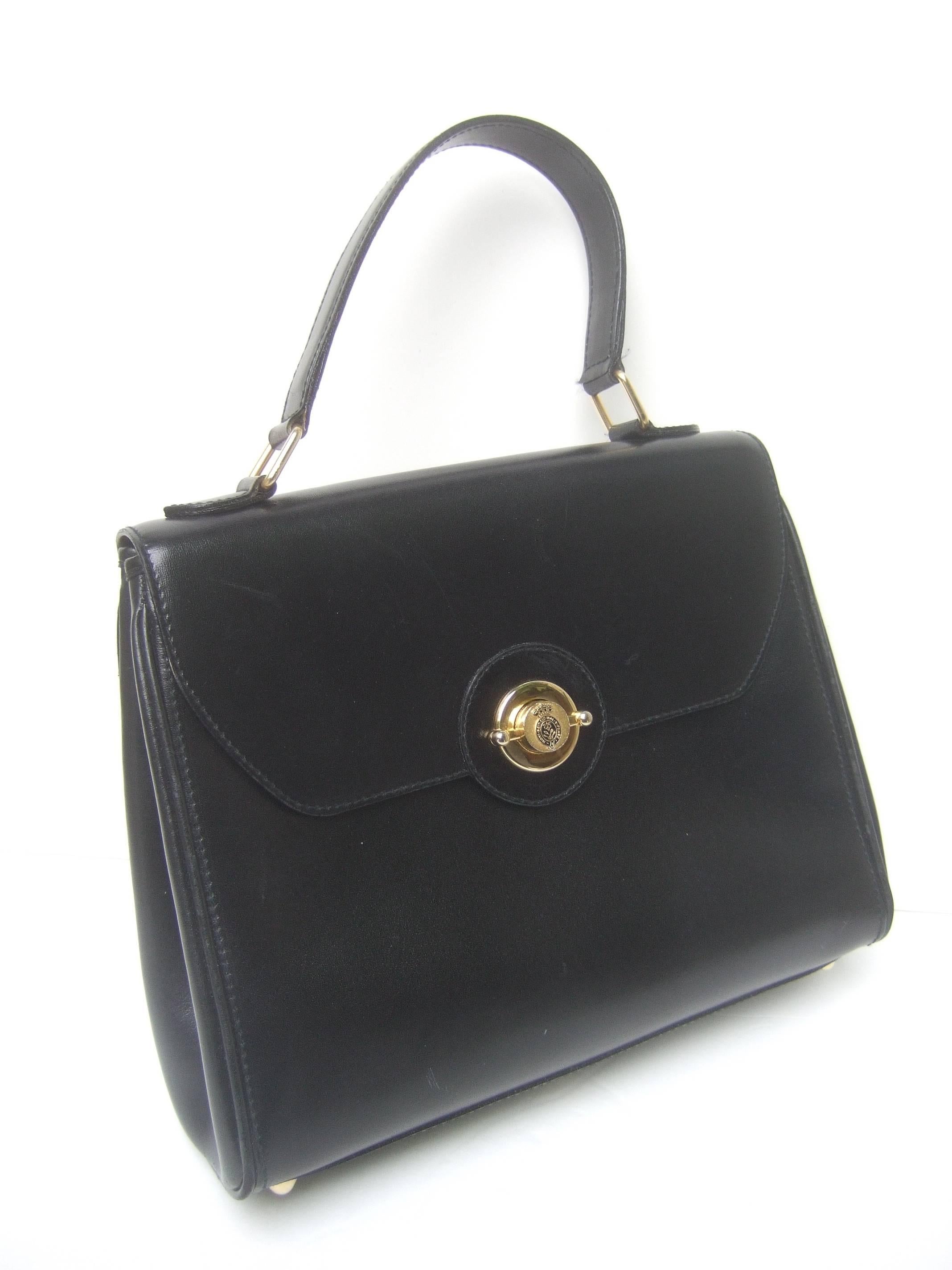 Saks Fifth Avenue Ebony Leather Handbag Made in Italy  For Sale 2
